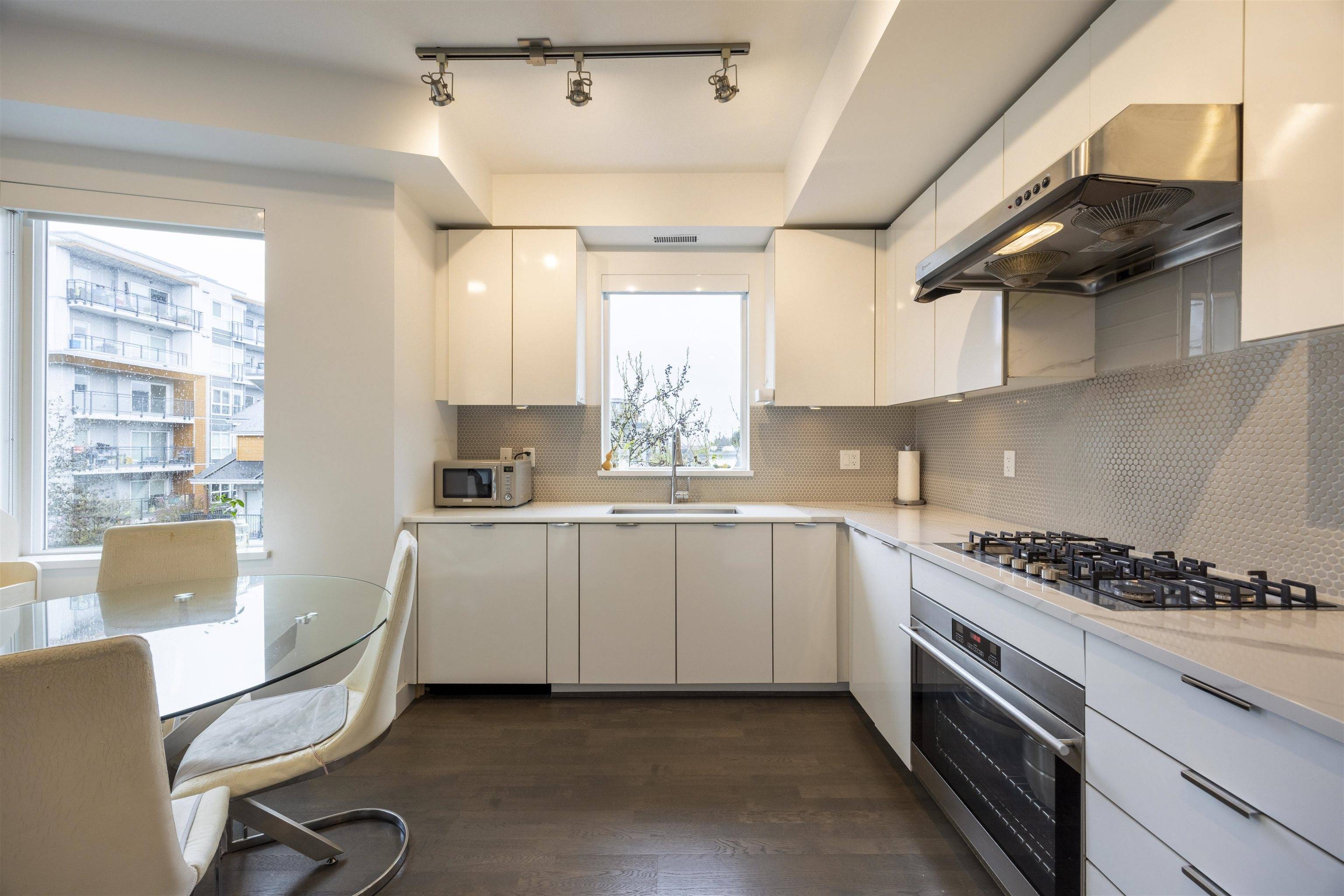 Richmond, BC V6X 0N2,10011 River DR #312