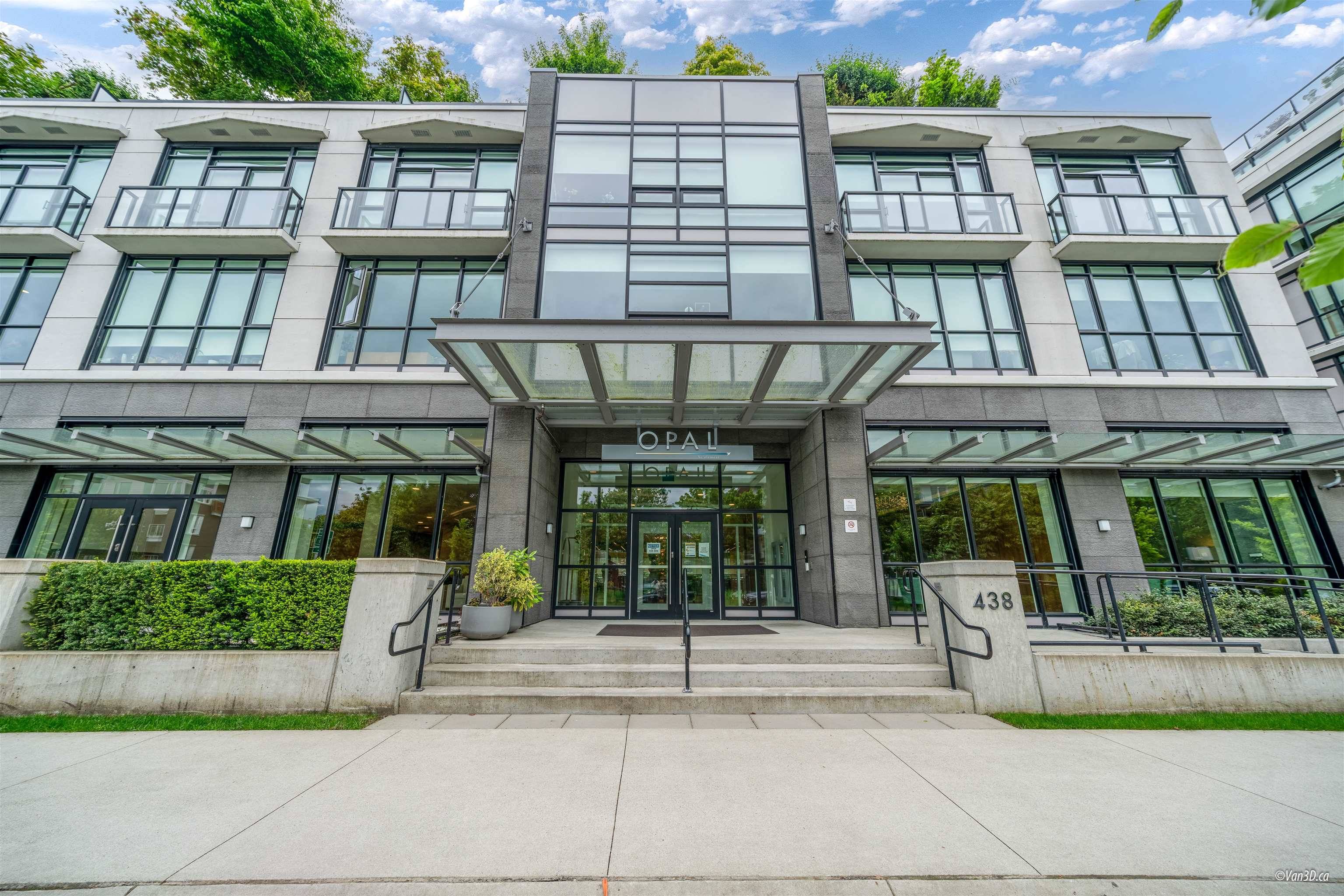 Vancouver, BC V5Y 0M5,438 W King Edward AVE #433