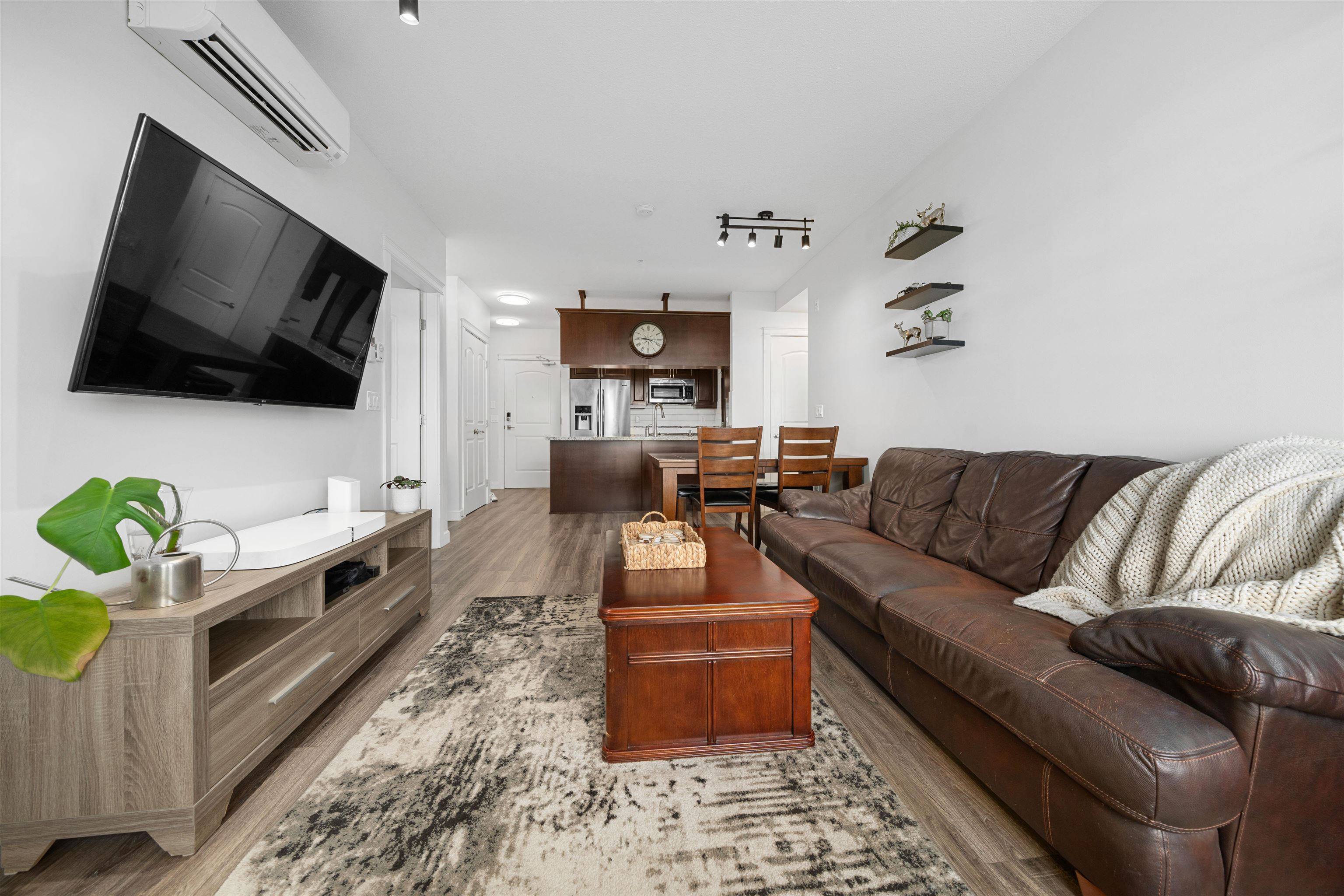 Pitt Meadows, BC V3Y 0E8,12635 190a ST #313