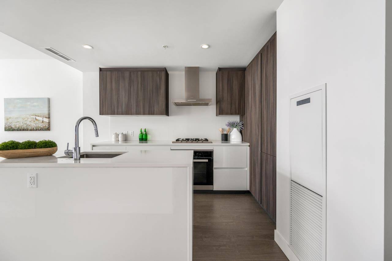 Richmond, BC V6Y 0L7,8133 Cook RD #846