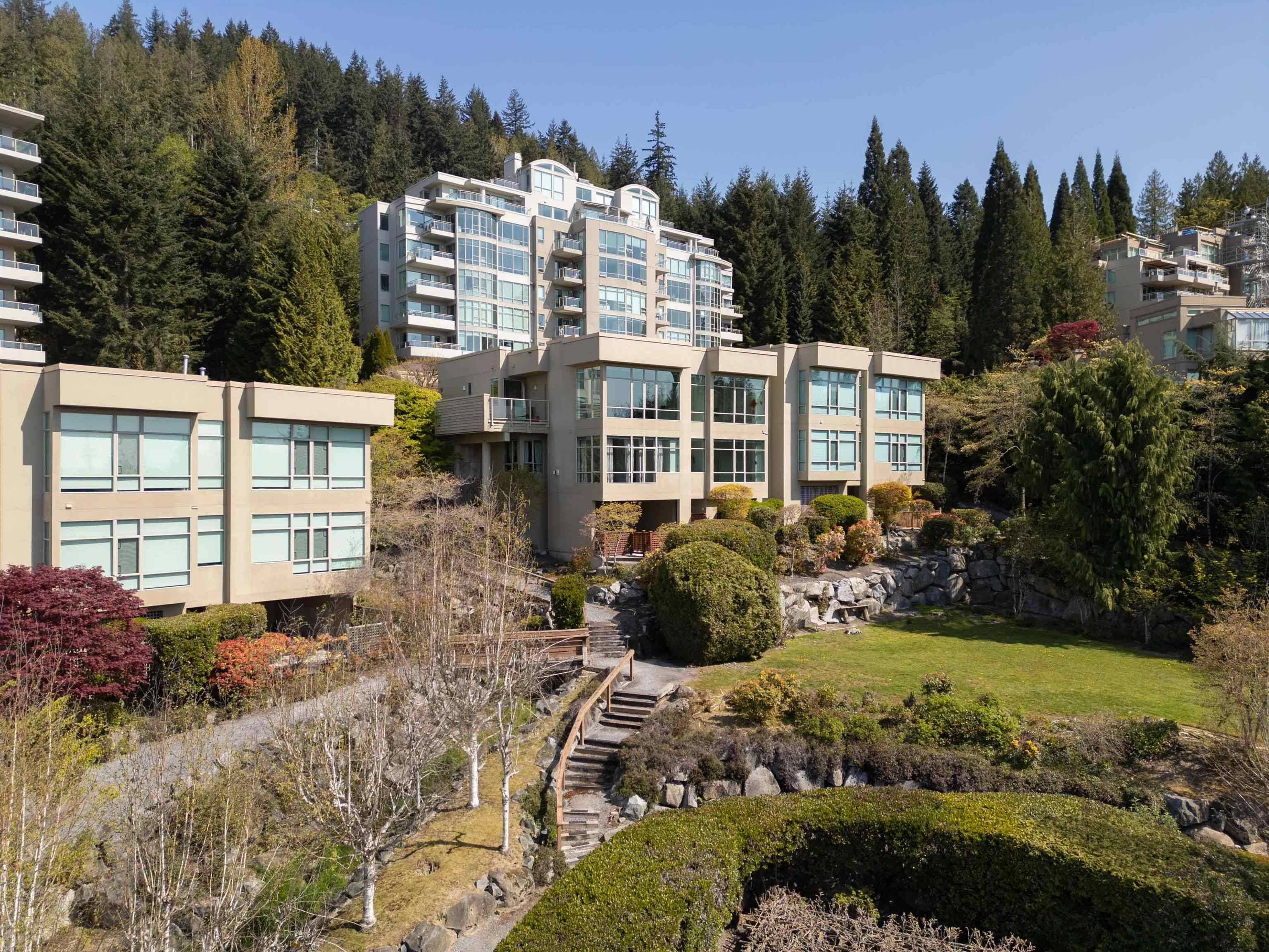 West Vancouver, BC V7S 4W1,3112 Deer Ridge DR