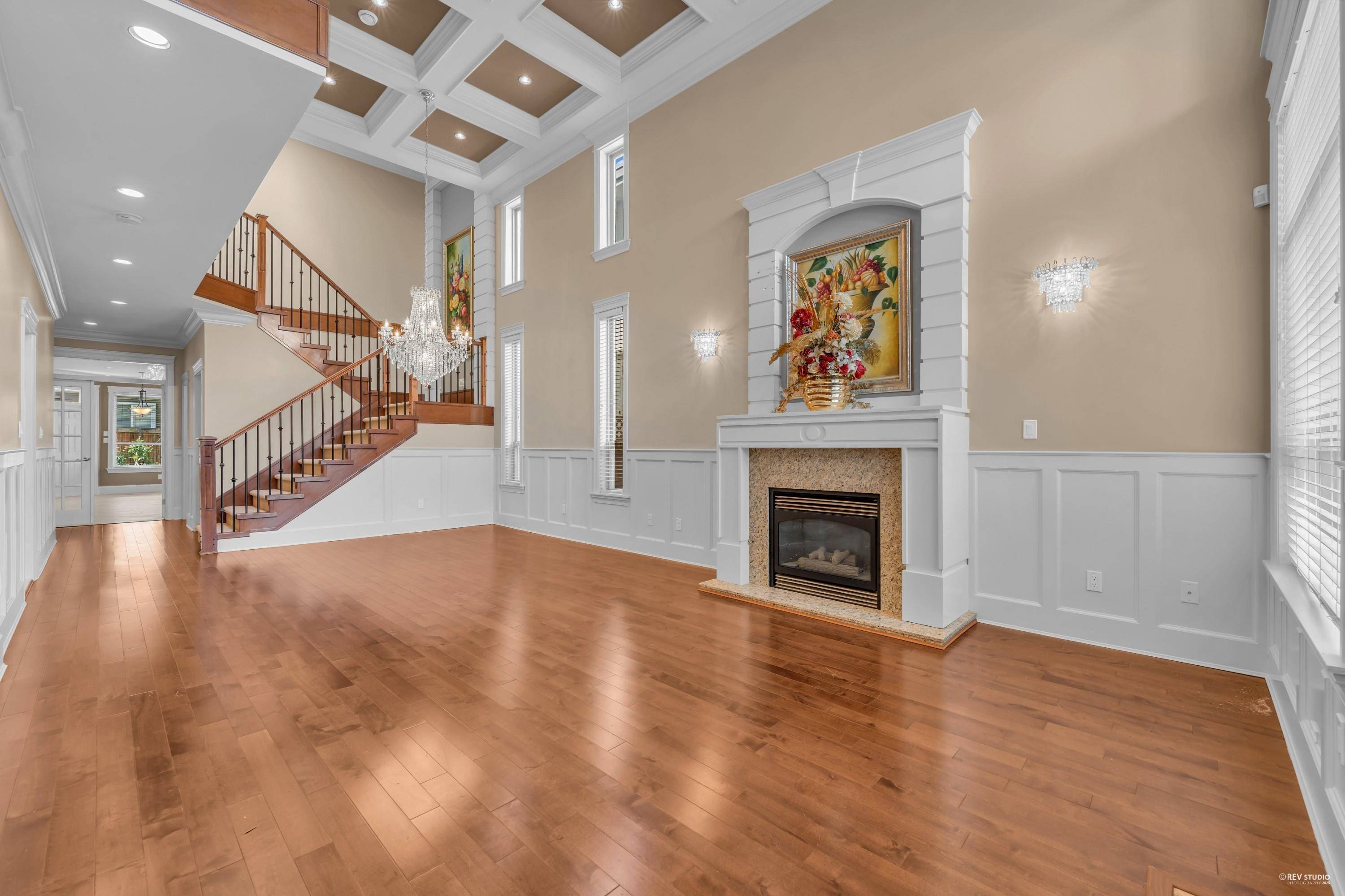 Richmond, BC V6Y 2S5,8575 Ash ST