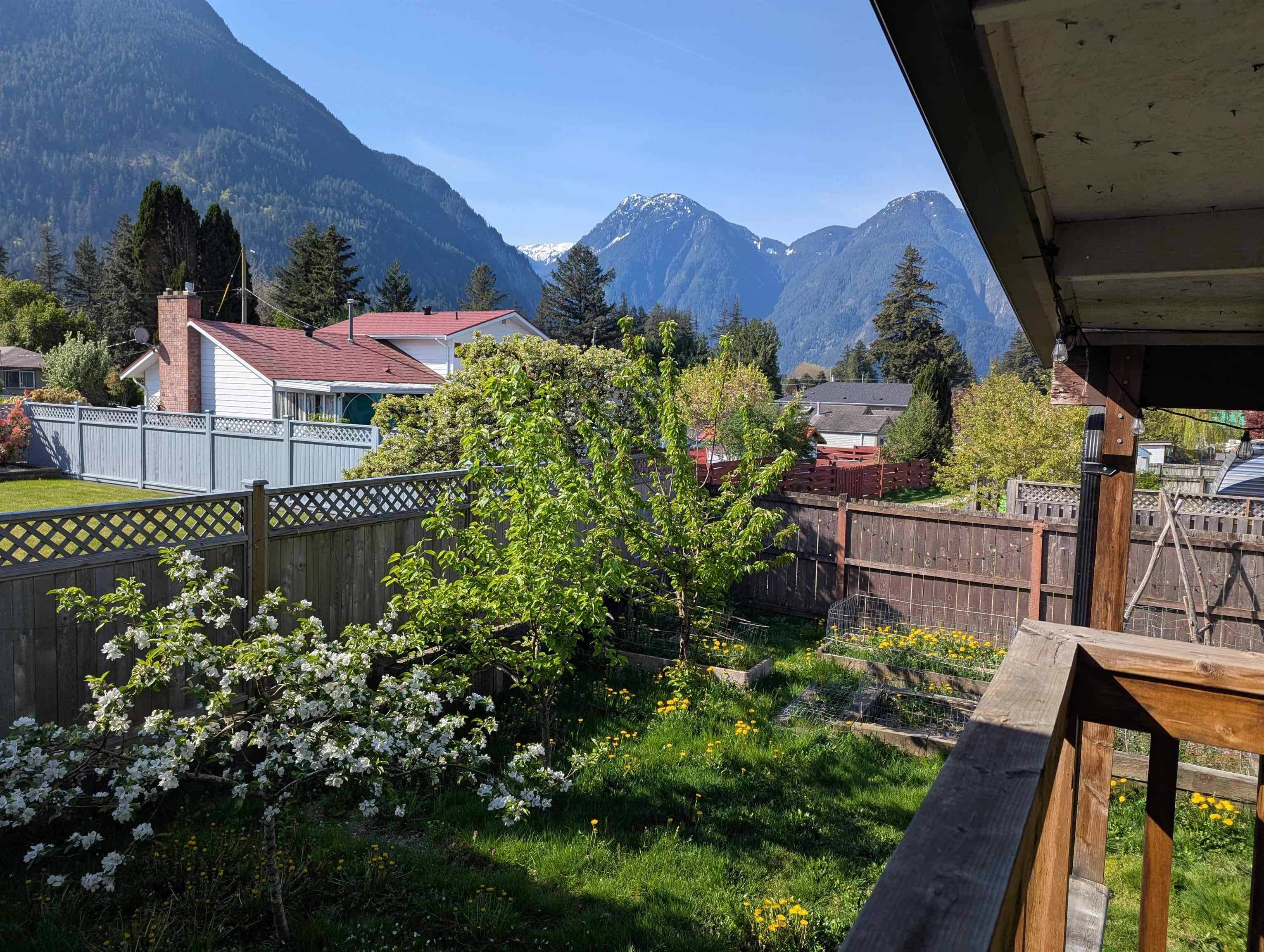Hope, BC V0X 1L0,630 6th AVE
