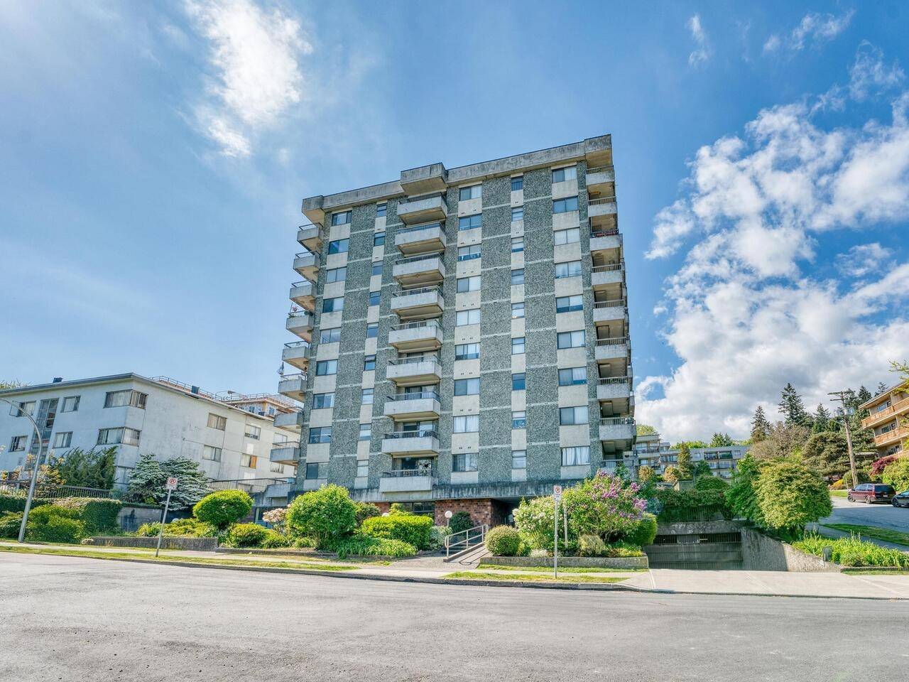 New Westminster, BC V3L 1E2,47 Agnes ST #1003