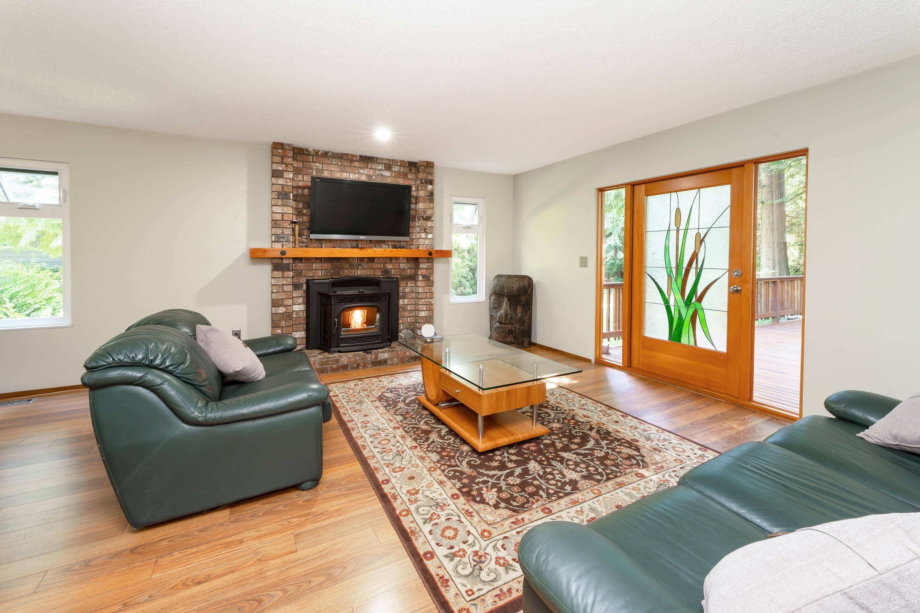 Surrey, BC V4A 7M4,1833 133a ST