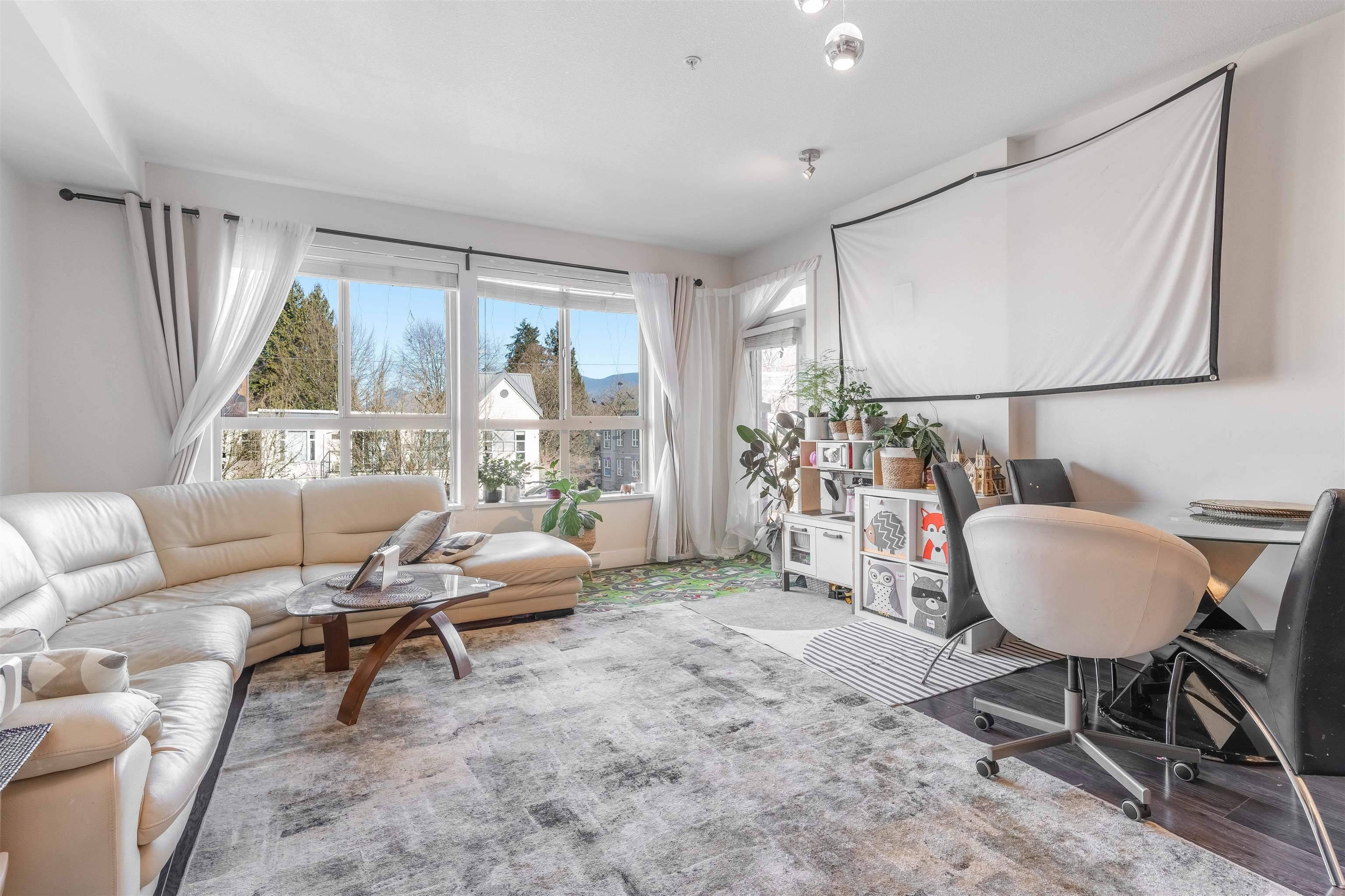 Port Coquitlam, BC V3C 1X4,2288 Welcher AVE #303