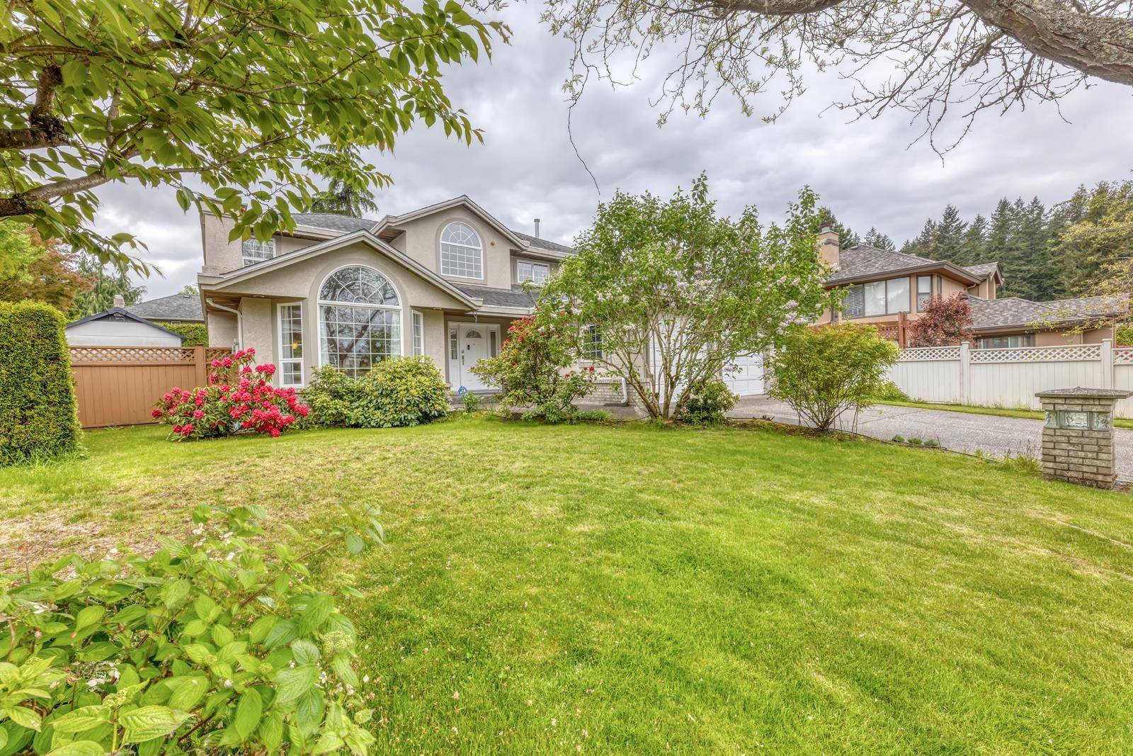Surrey, BC V4P 1N8,14878 25 AVE