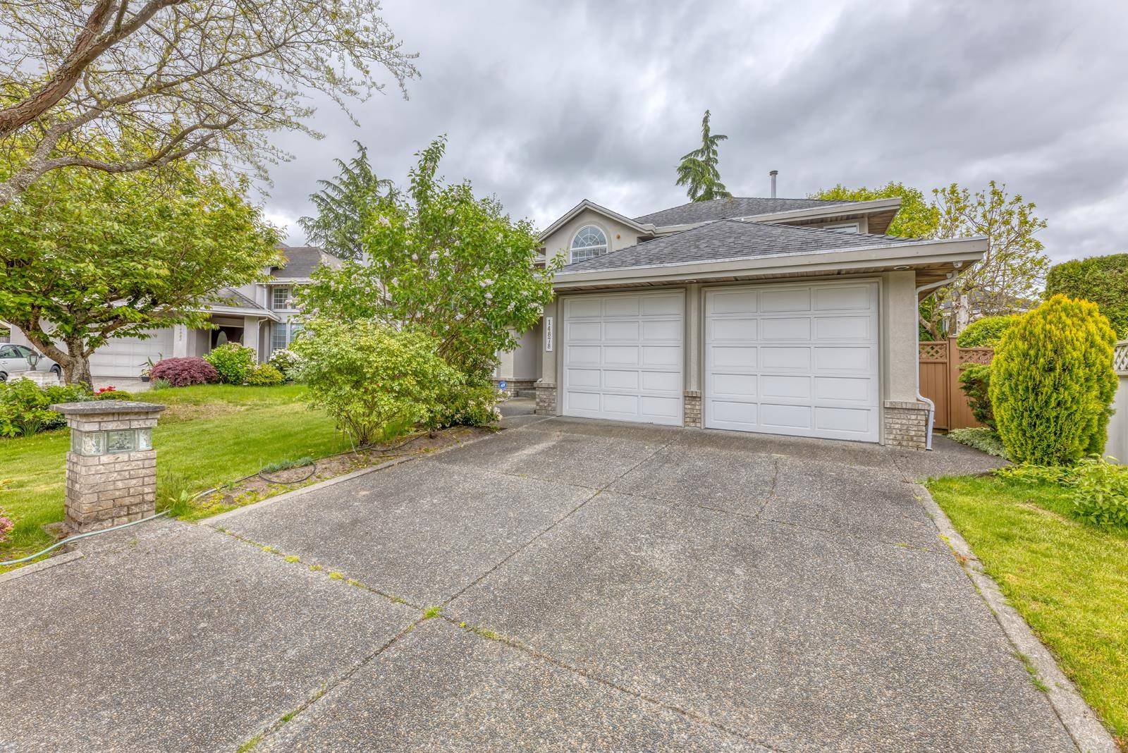 Surrey, BC V4P 1N8,14878 25 AVE