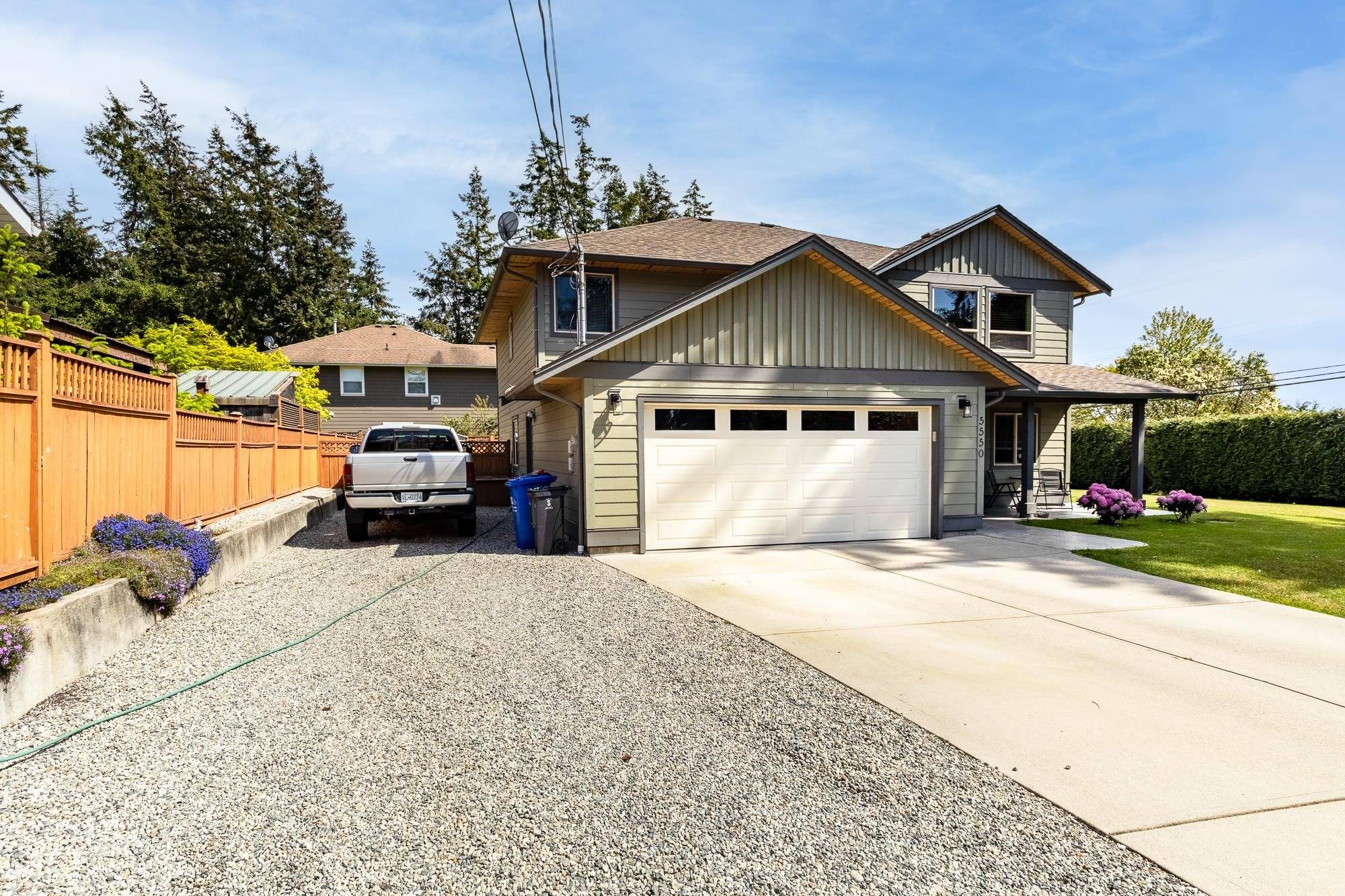 Sechelt, BC V7Z 0M5,5550 Winter RD