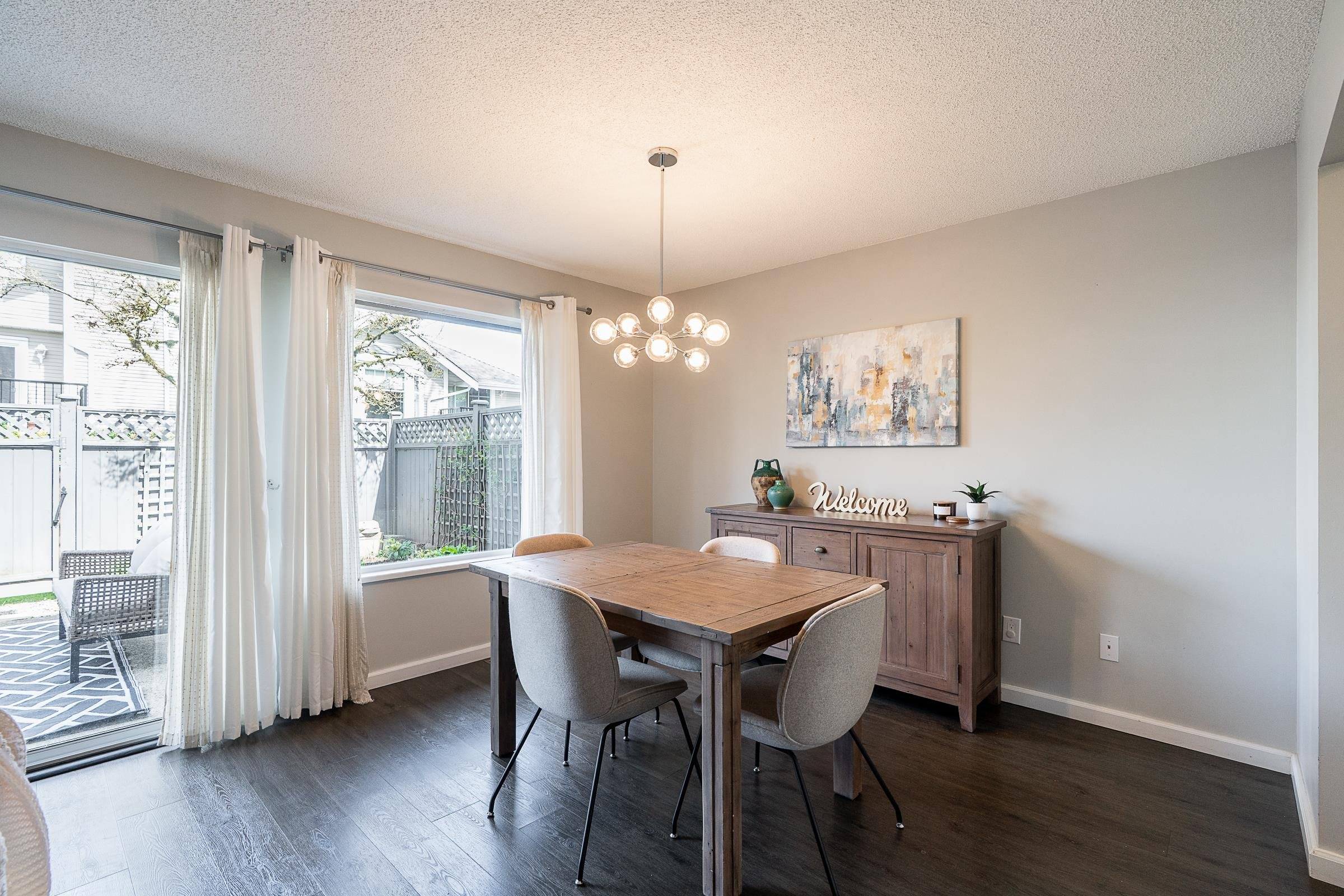 Coquitlam, BC V3E 2S3,2561 Runnel DR #18