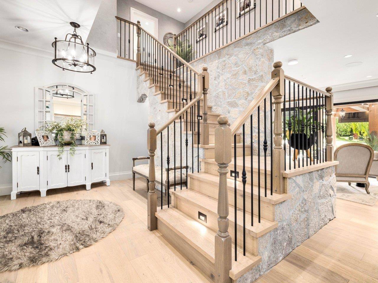Surrey, BC V3Z 0B3,2669 171 ST