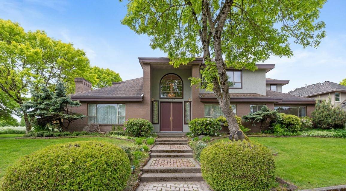 Richmond, BC V7C 5N4,5602 Barnard PL