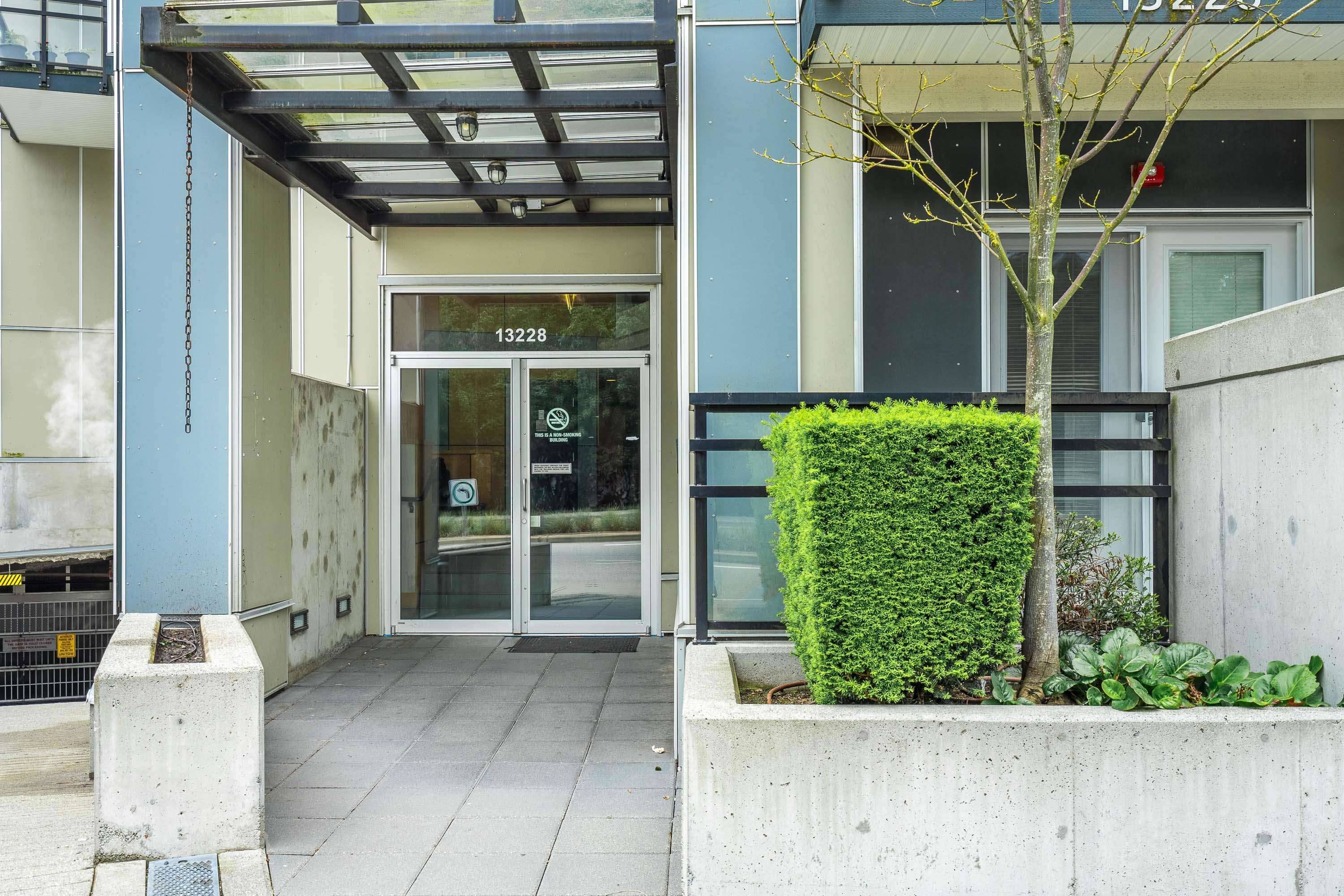 Surrey, BC V3T 0K3,13228 Old Yale ST #425