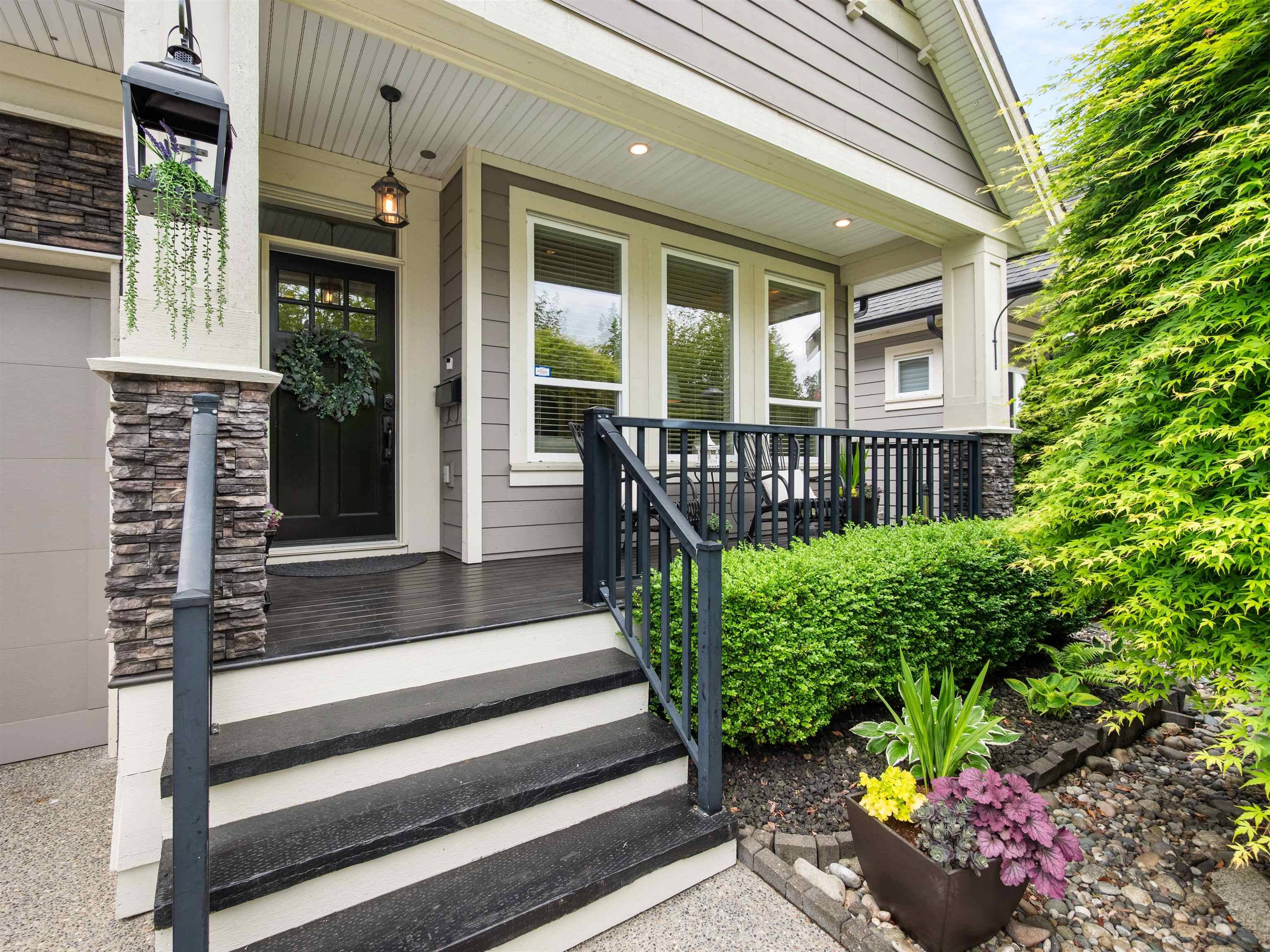 Surrey, BC V3Z 2N7,17378 3a AVE