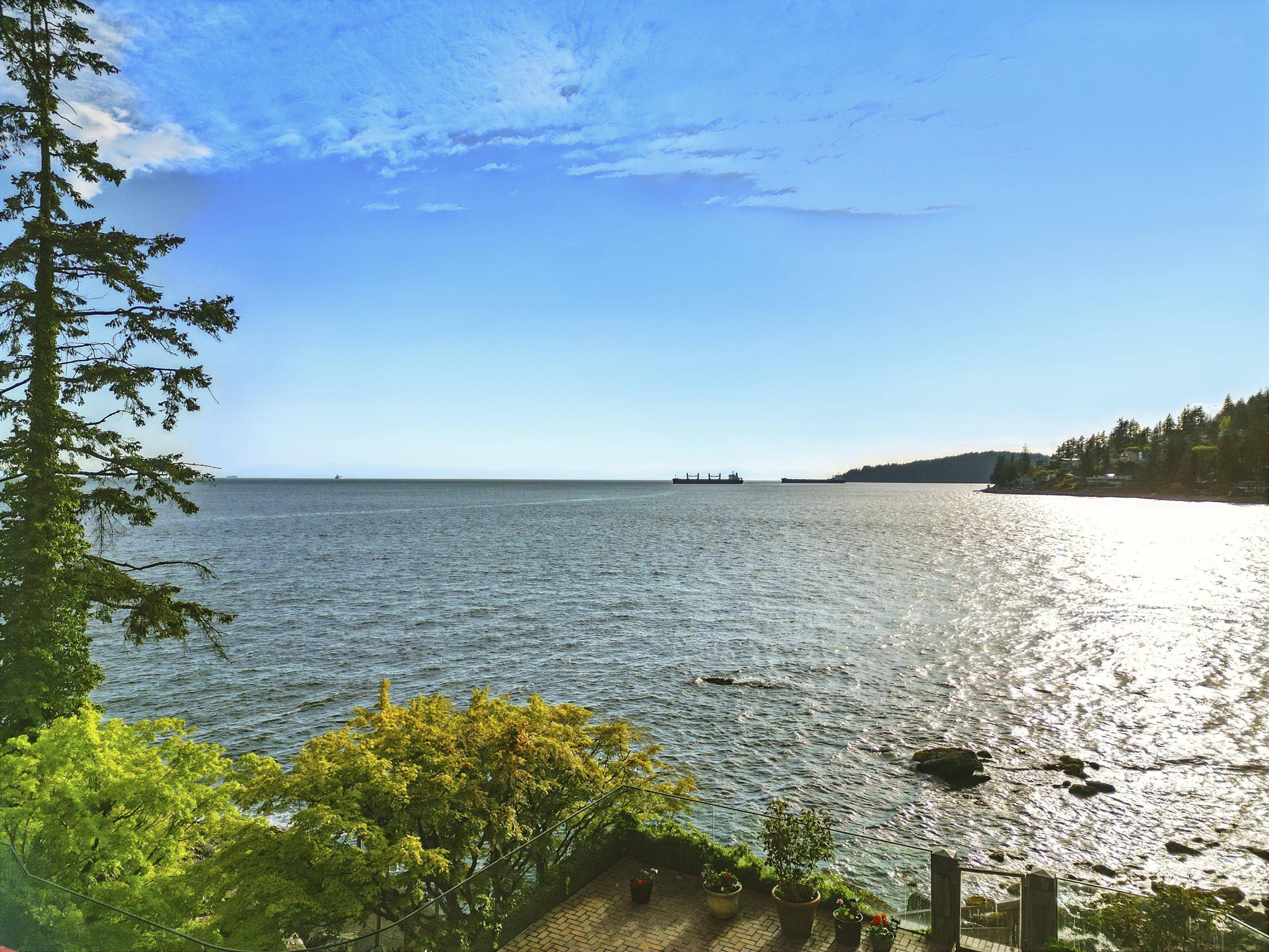 West Vancouver, BC V7V 1G3,3120 Travers AVE