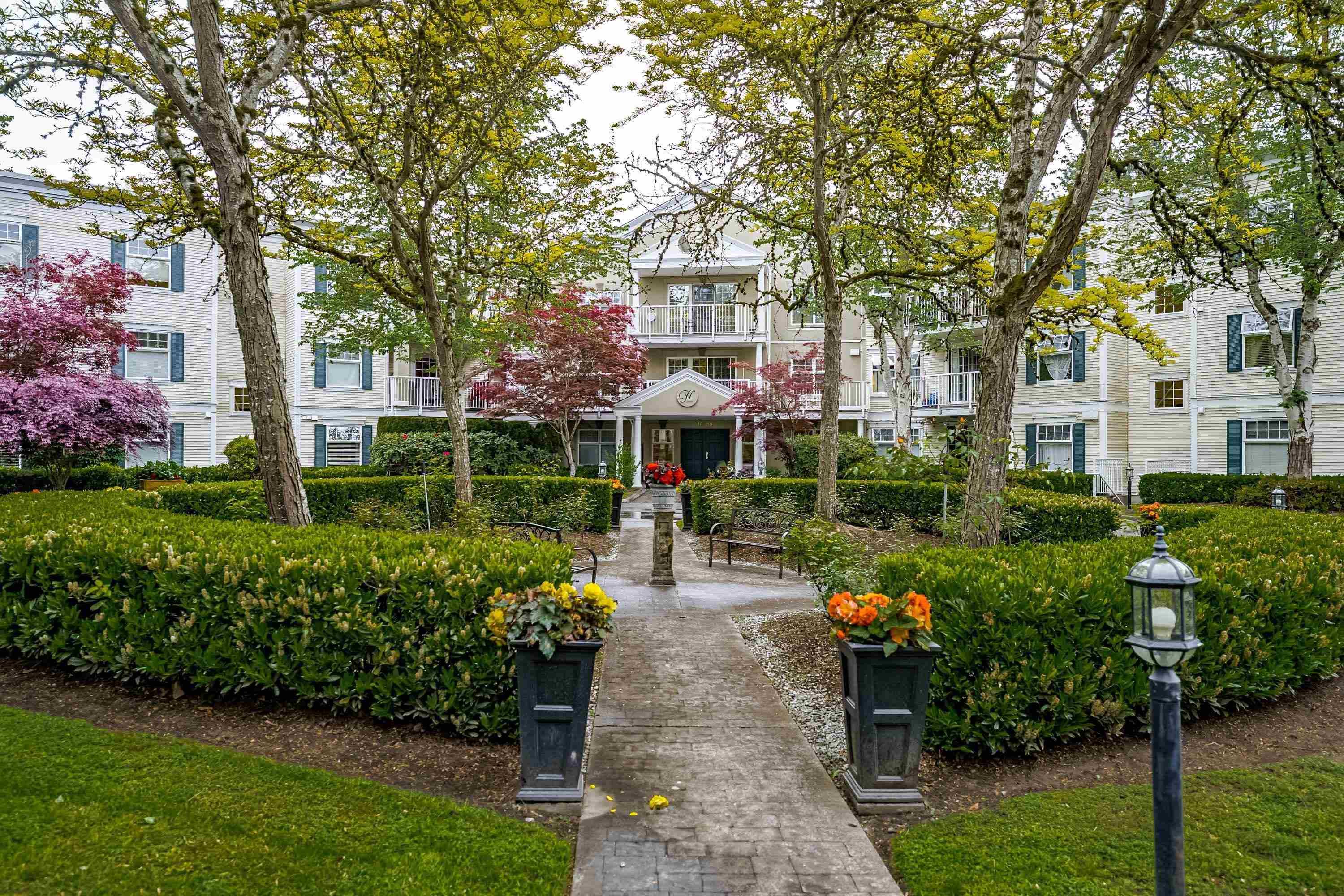 Surrey, BC V4N 0N2,16085 83rd AVE #211
