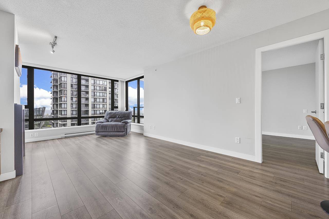 Burnaby, BC V5E 0A8,7325 Arcola ST #1505