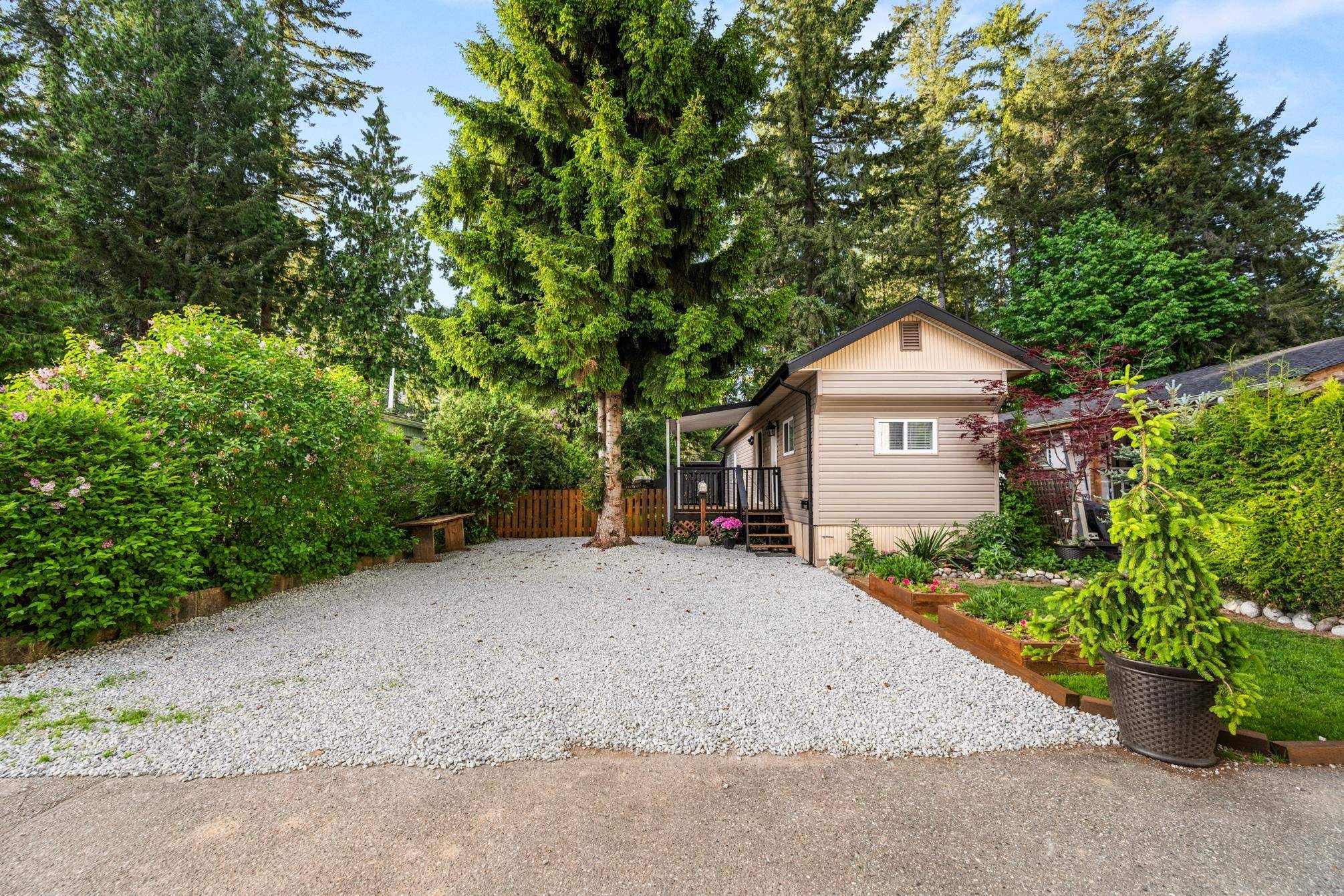 Maple Ridge, BC V2X 4S3,23325 Calvin CRES #33