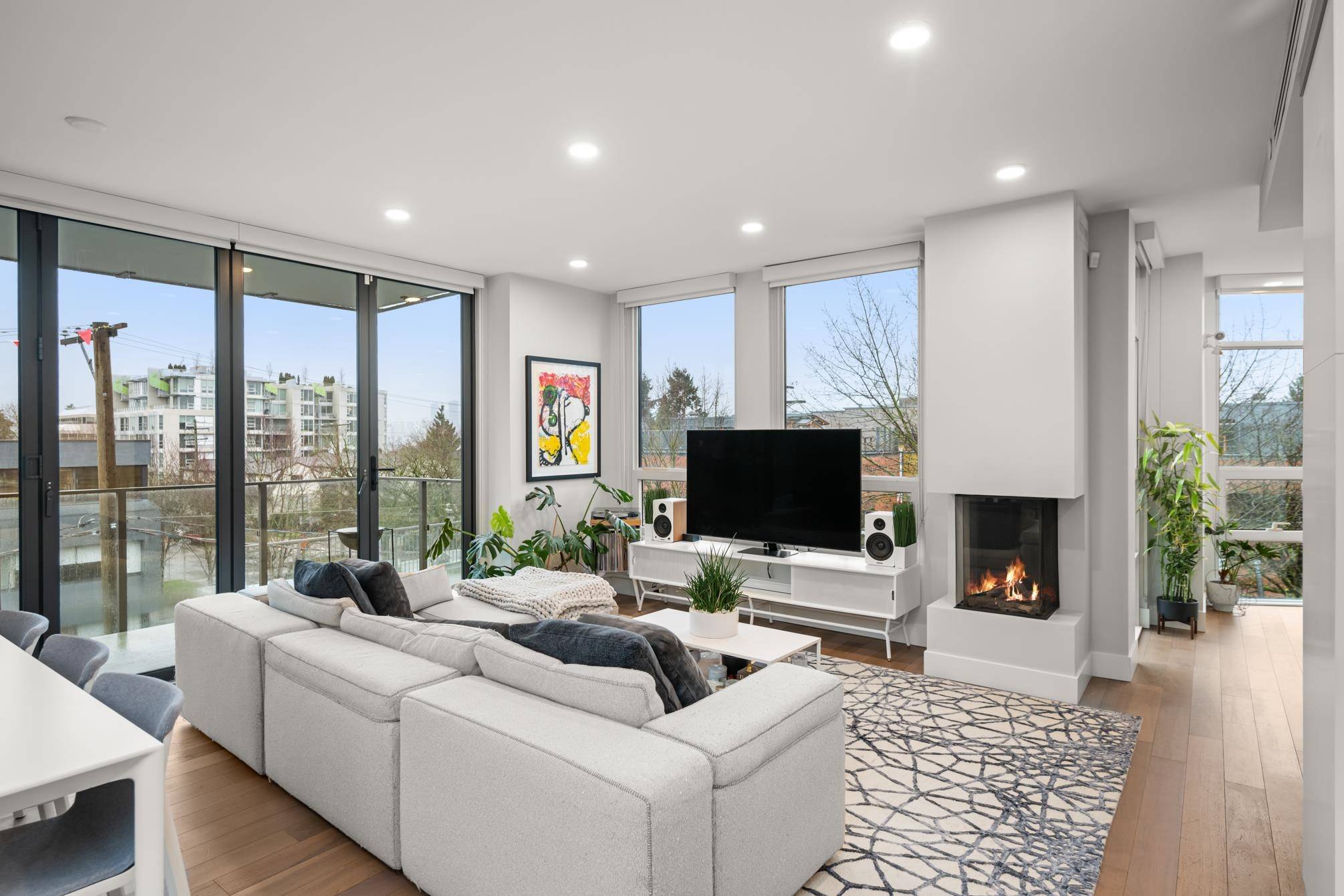 Vancouver, BC V6J 3T7,2687 Maple ST #401