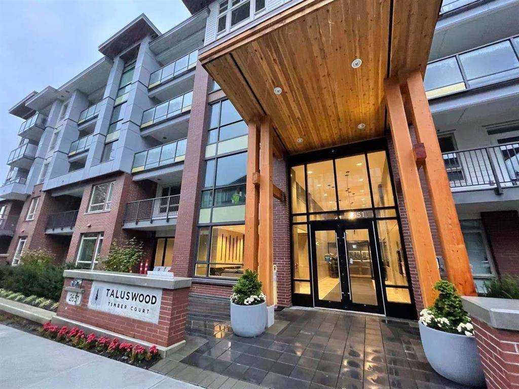 North Vancouver, BC V7J 0C1,2651 Library LN #202