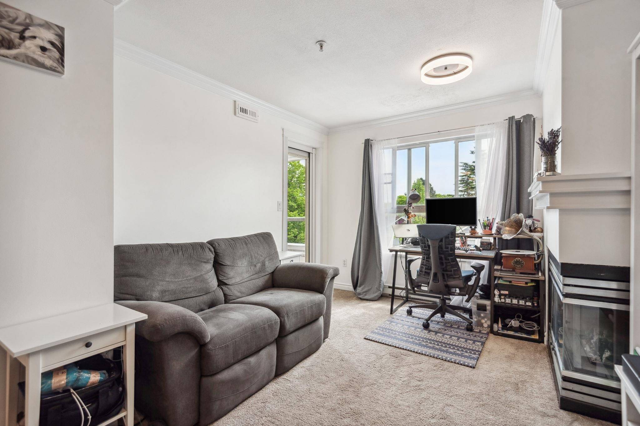 Vancouver, BC V6R 3M3,1990 Dunbar ST #402