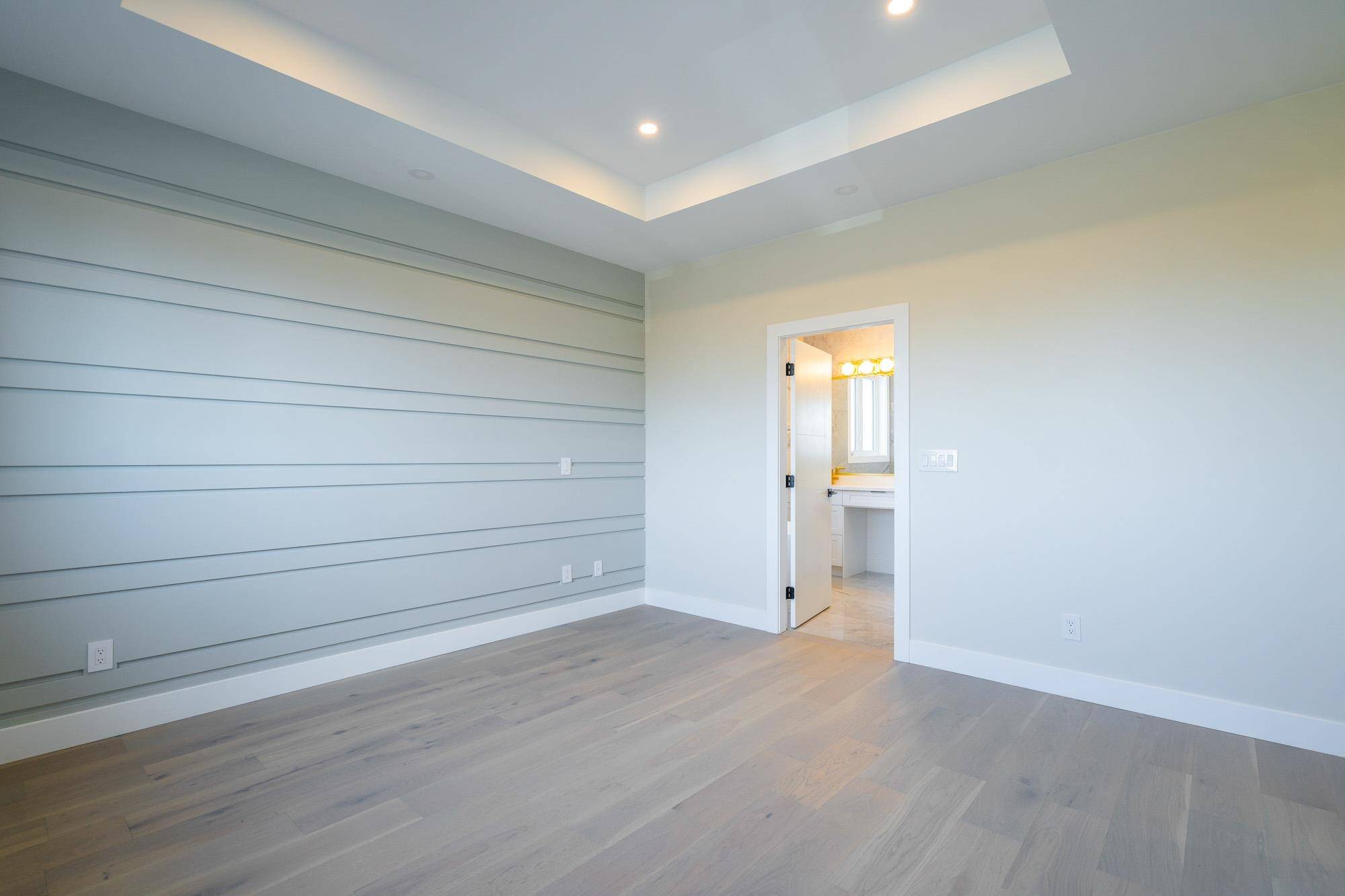 Surrey, BC V3Z 0V6,16548 22 AVE