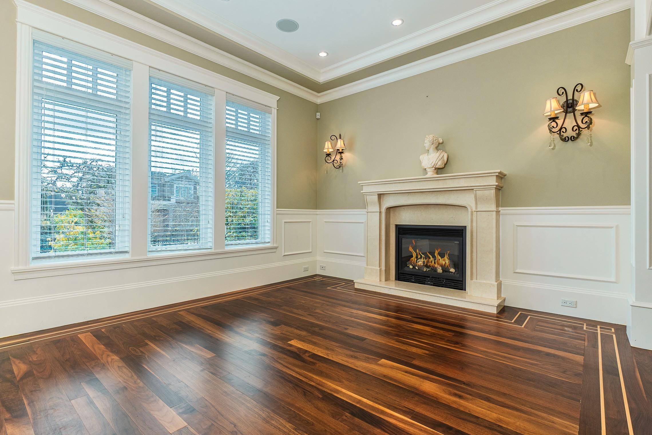 Vancouver, BC V6P 1W8,1657 W 58th AVE