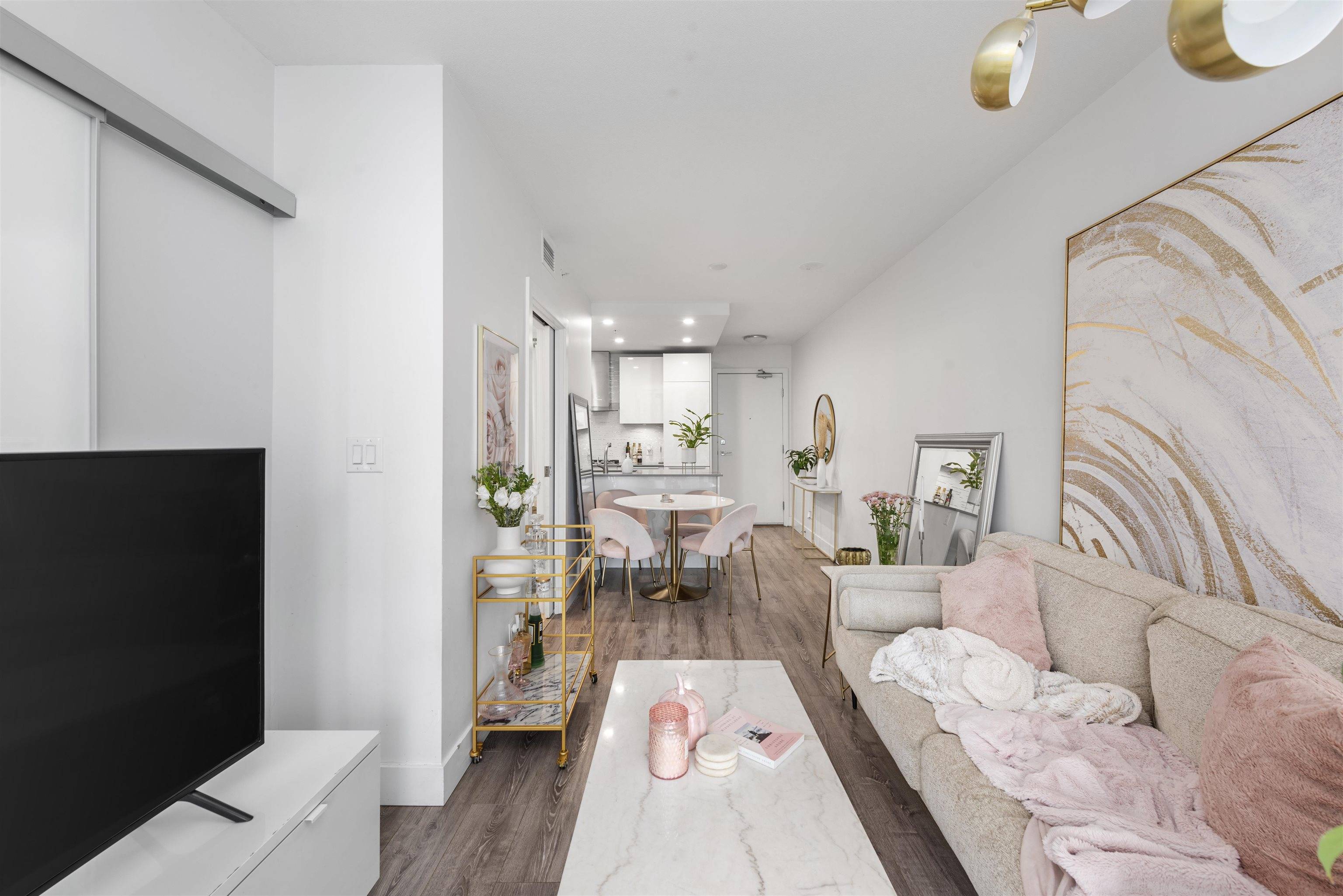 Vancouver, BC V6Z 0E3,1283 Howe ST #1809