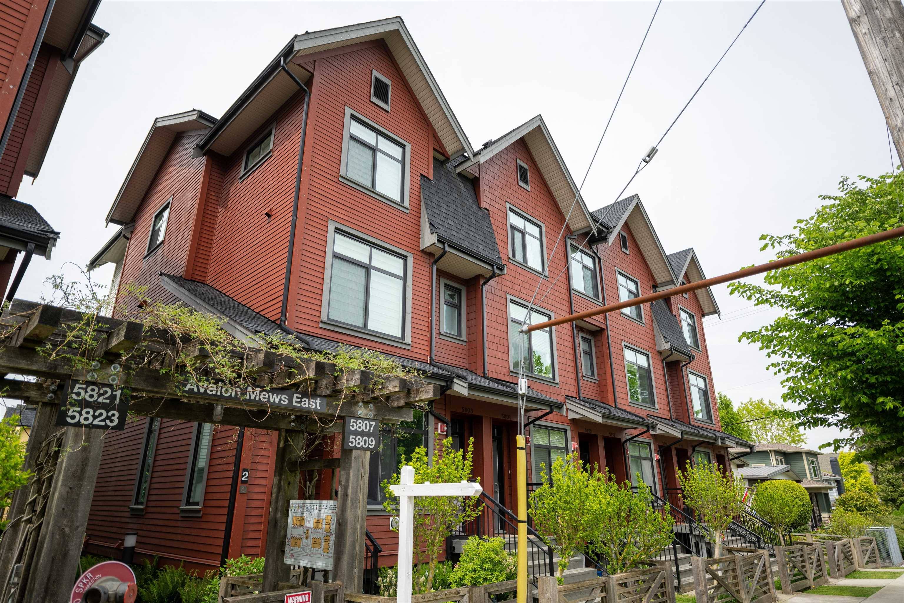 Vancouver, BC V5R 0E6,5805 Wales ST