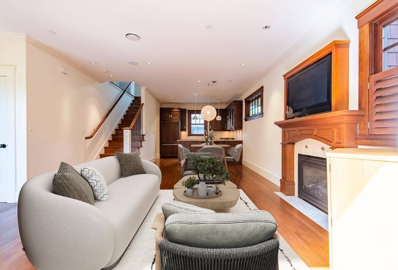 Vancouver, BC V6J 2L2,1929 W 15th AVE