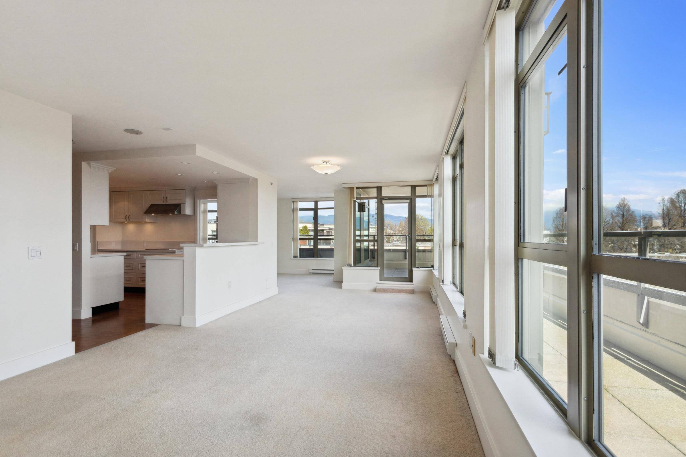 Vancouver, BC V6K 4W2,2799 Yew ST #702