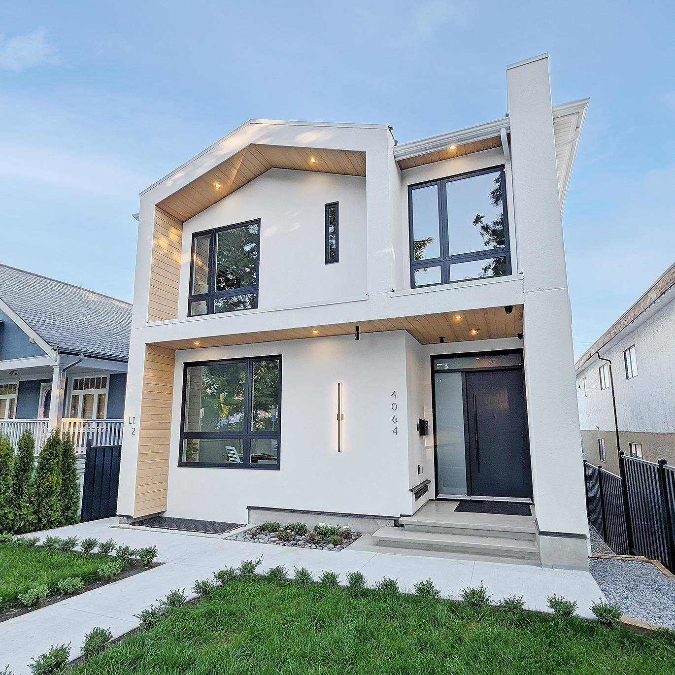 Burnaby, BC V5C 2L8,4064 Pender ST