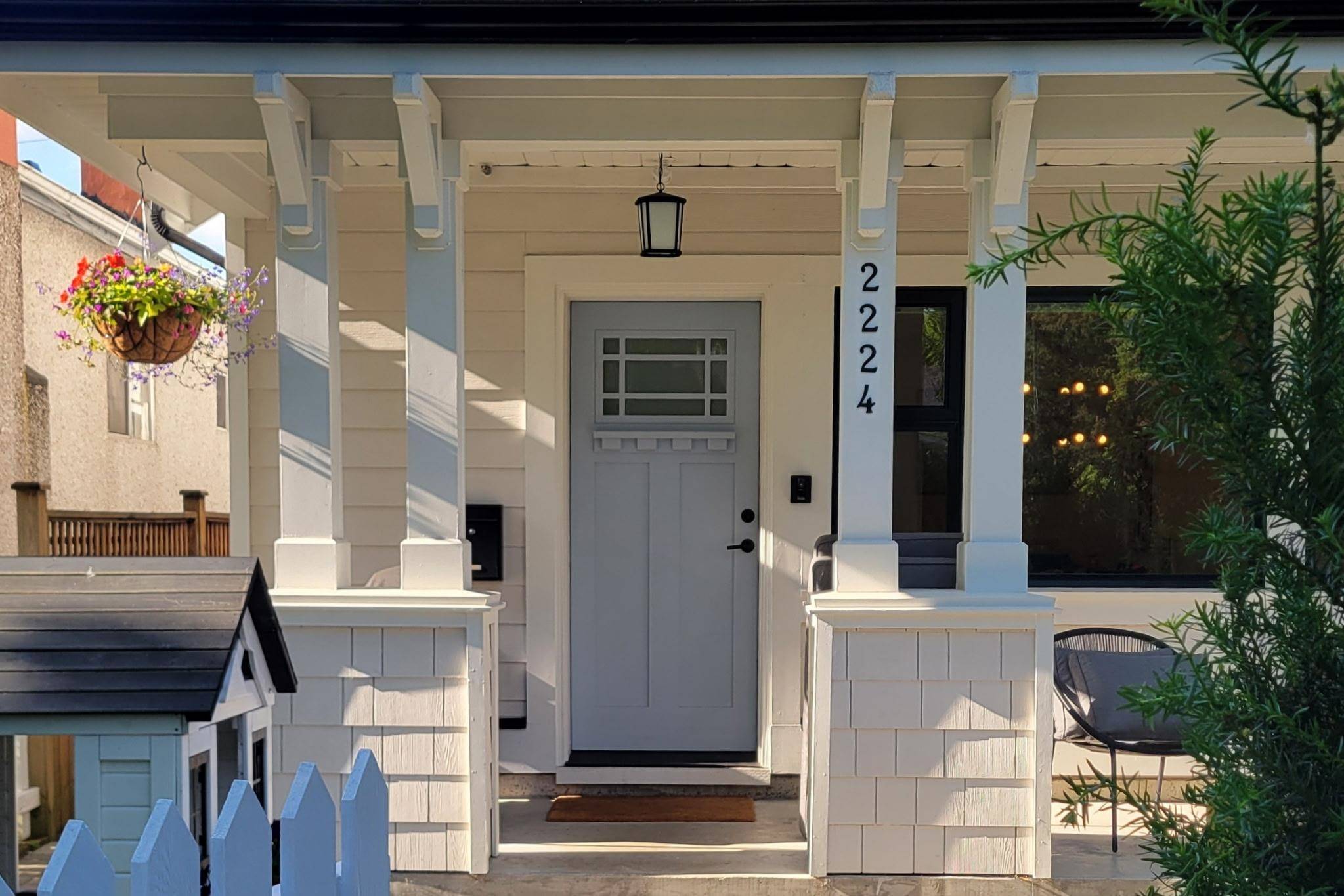 Vancouver, BC V5N 1Y2,2224 E 10th AVE