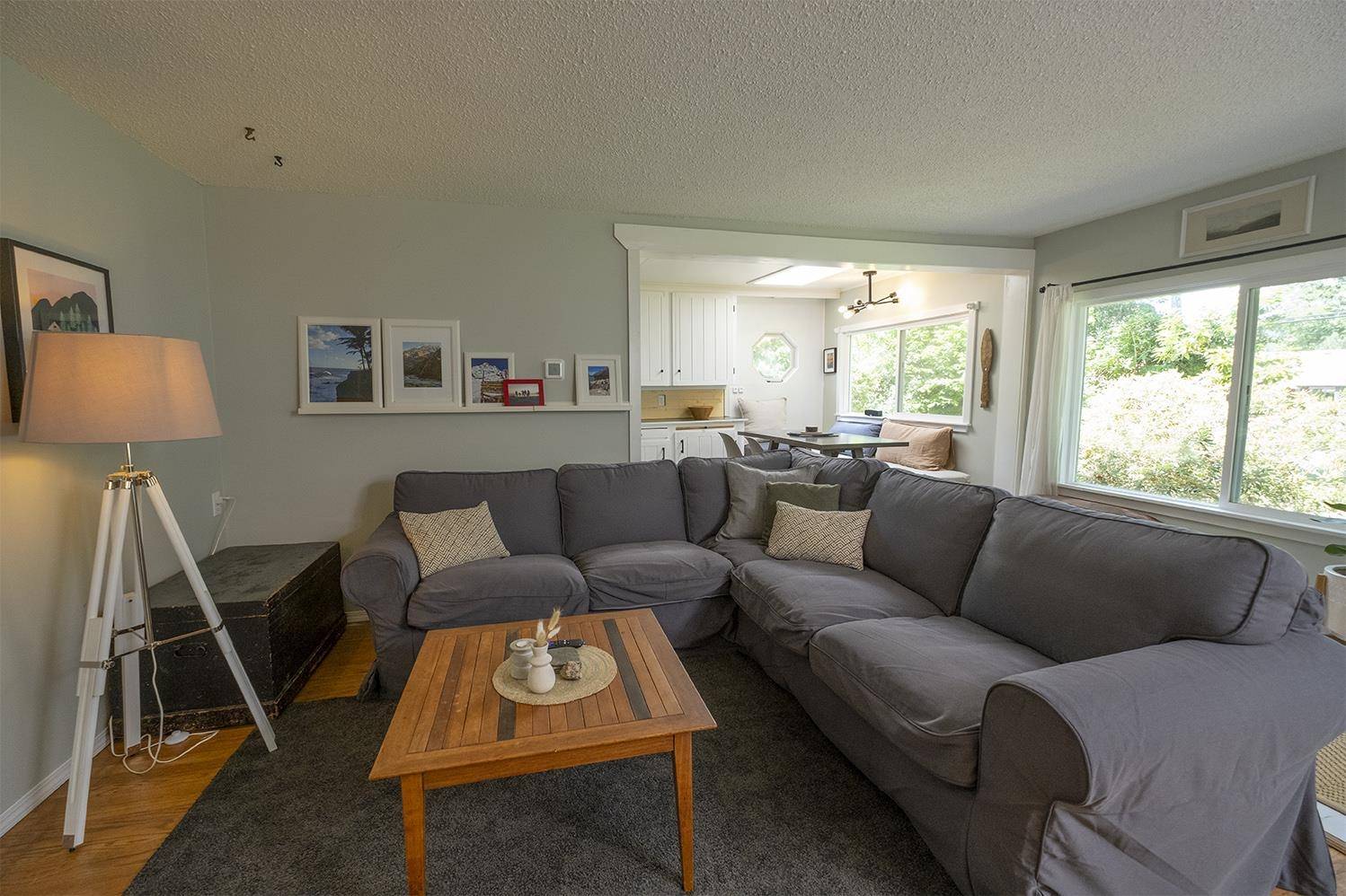 Gibsons, BC V0N 1V8,649 Dougall RD