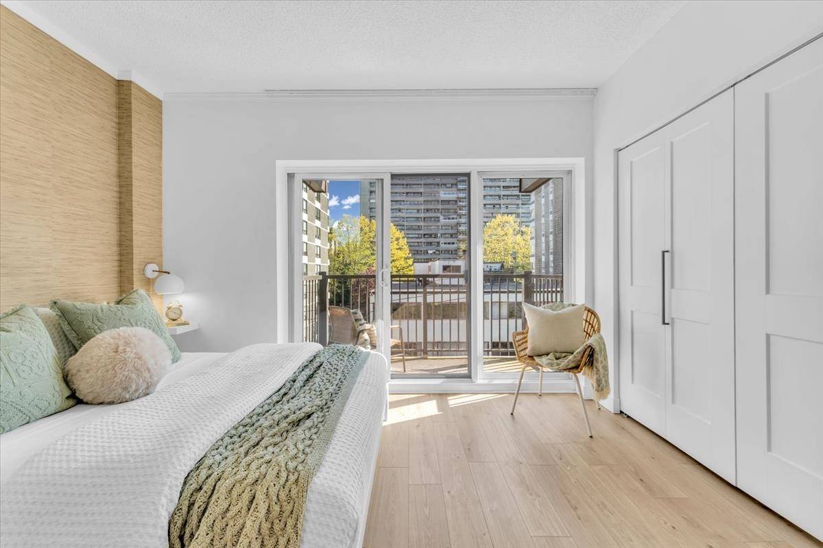 Vancouver, BC V6G 1M4,1655 Nelson ST #412