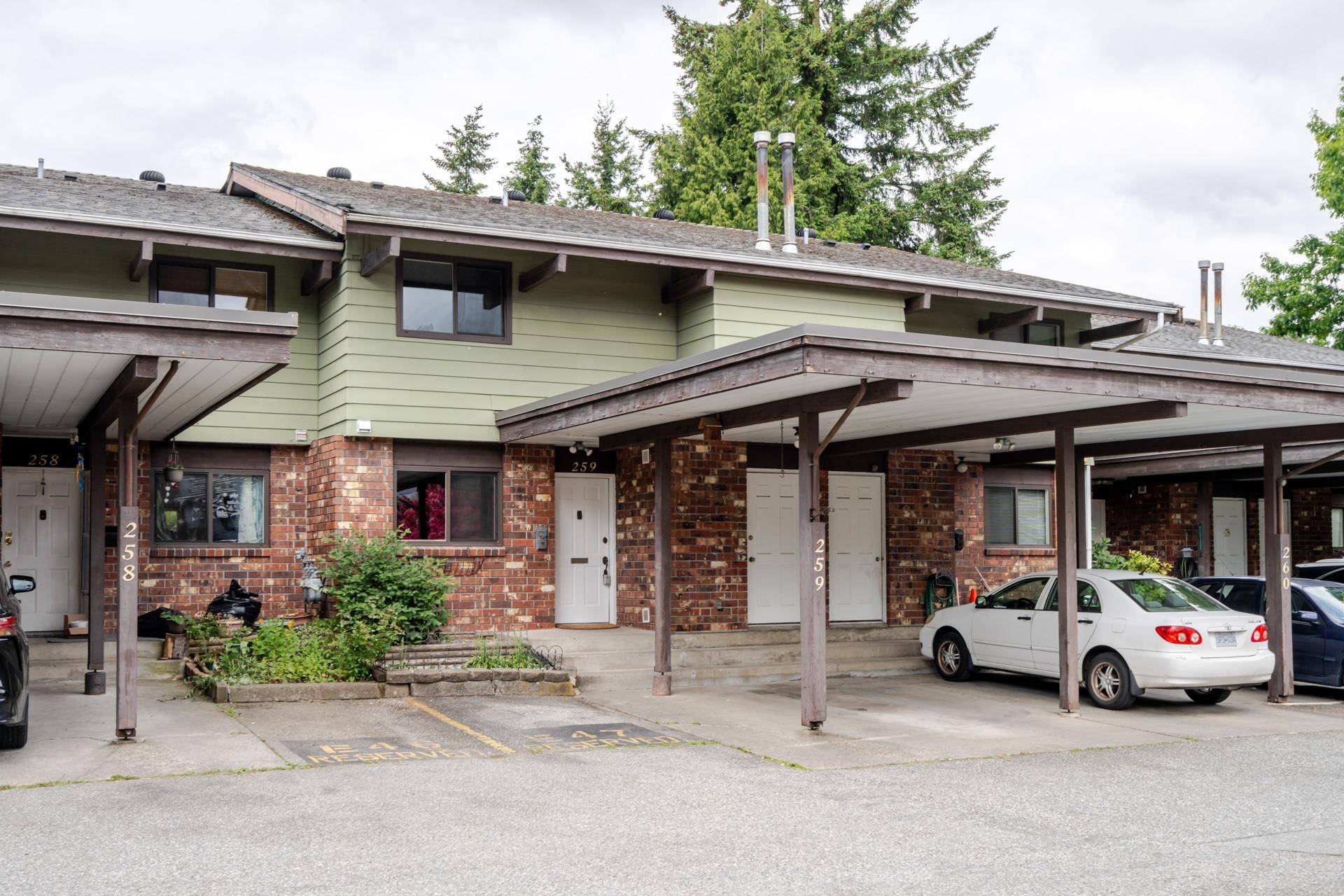 Surrey, BC V3W 6G5,7495 140 ST #259