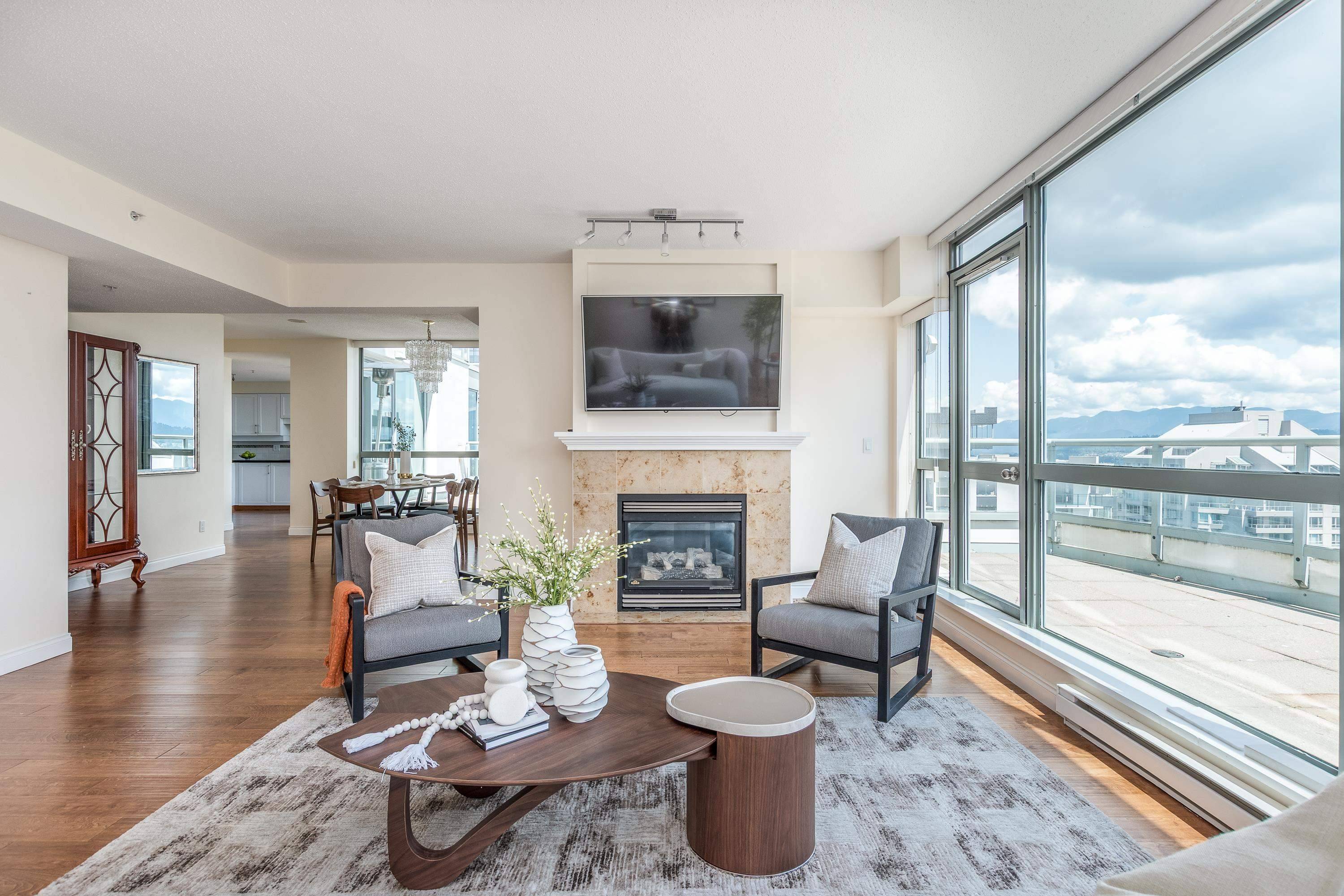 Burnaby, BC V5H 4V9,4788 Hazel ST #1702