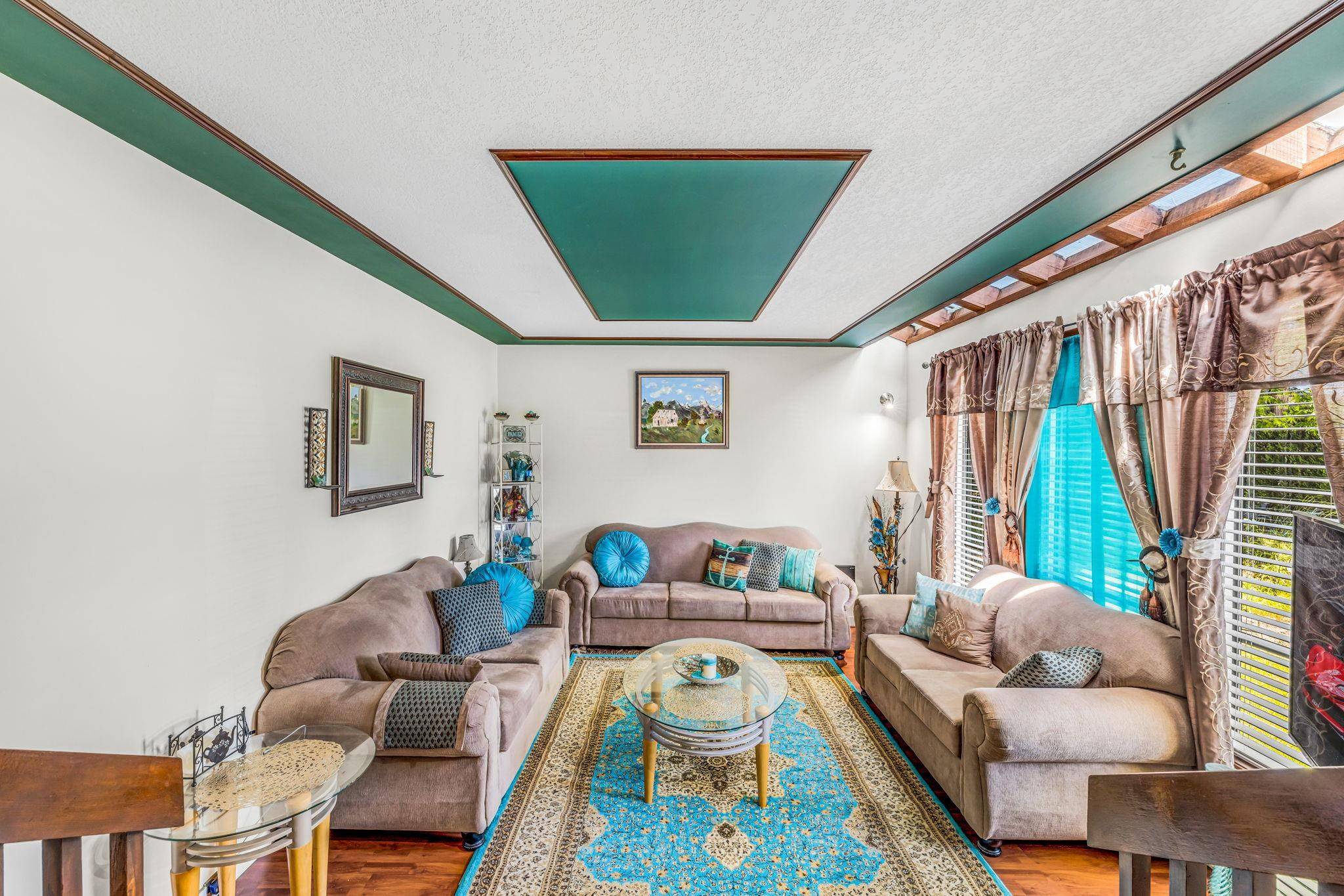 Surrey, BC V3V 6L5,13719 Glen PL