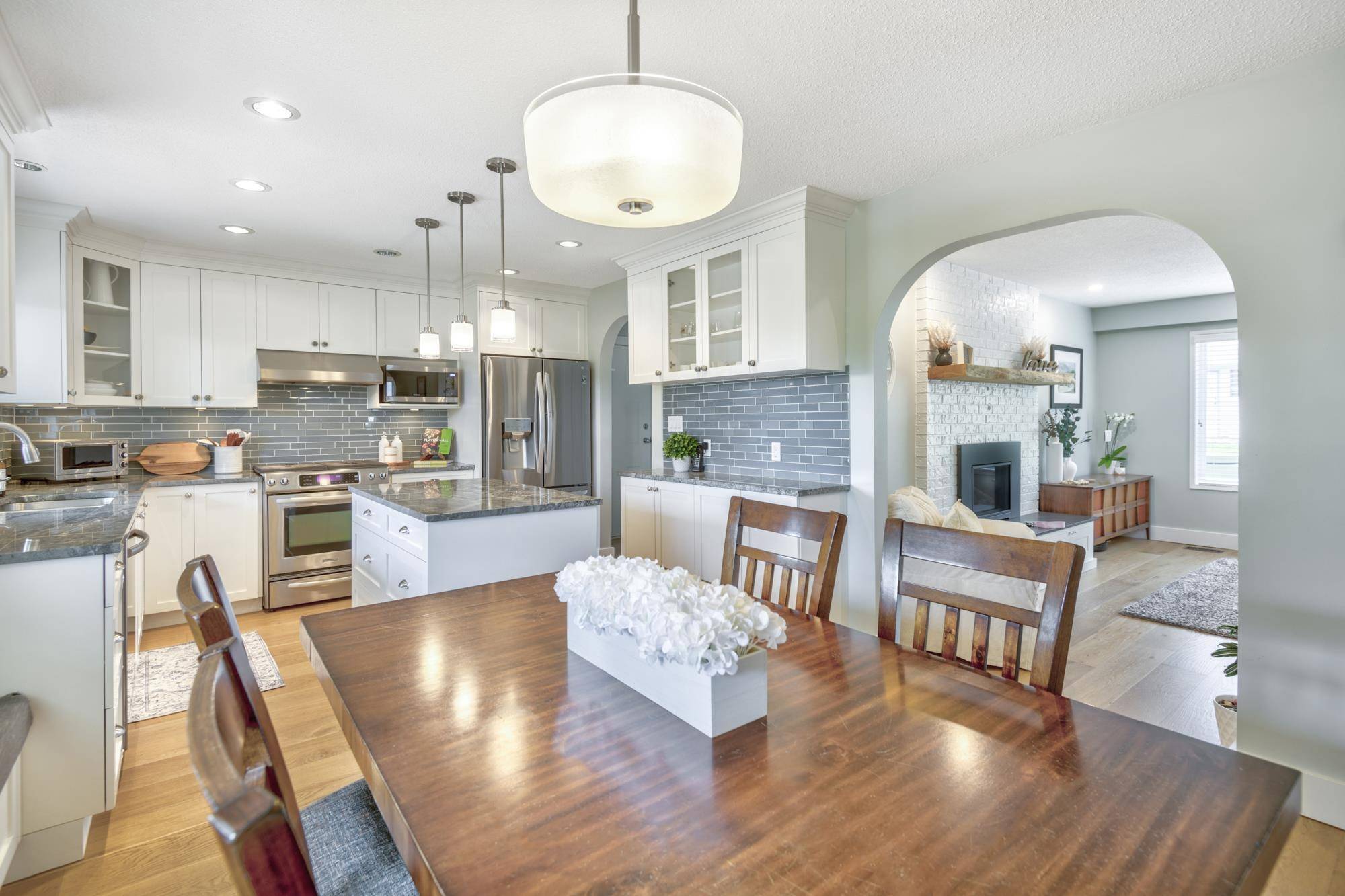 Coquitlam, BC V3K 2S8,2283 Kugler AVE