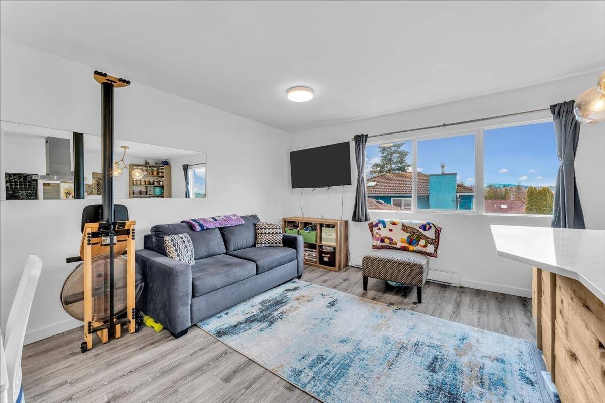 Vancouver, BC V5K 2C3,2910 E Pender ST #217