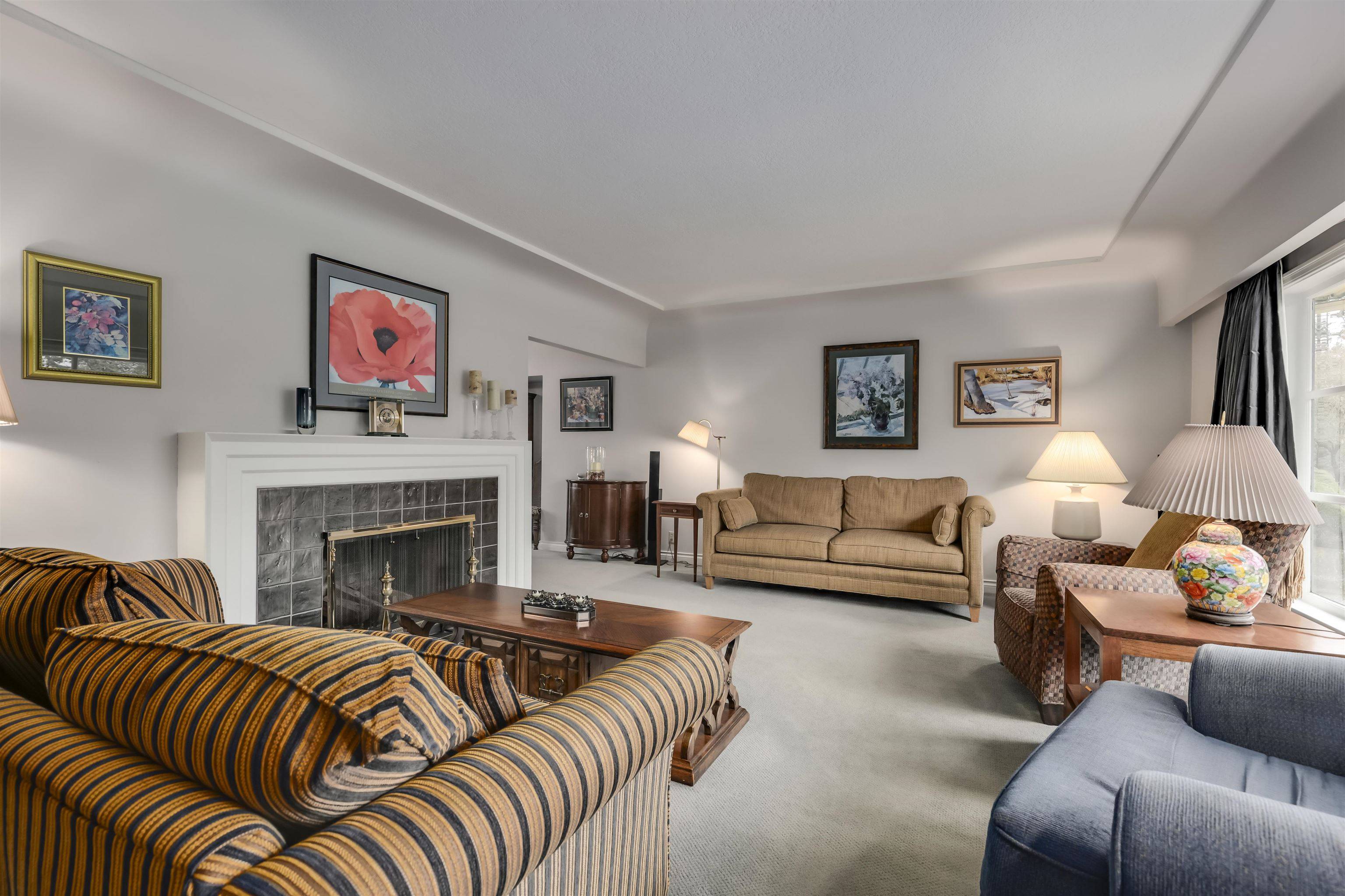Vancouver, BC V5Z 2L5,936 W 37th AVE