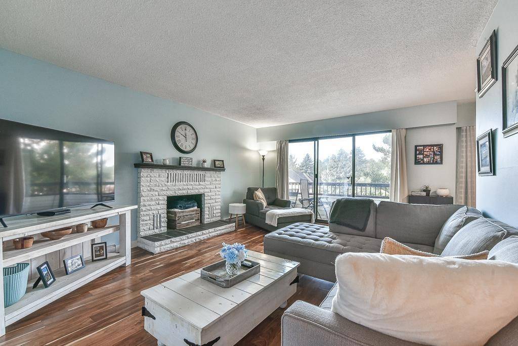 Abbotsford, BC V2T 2X4,2211 Clearbrook RD #306