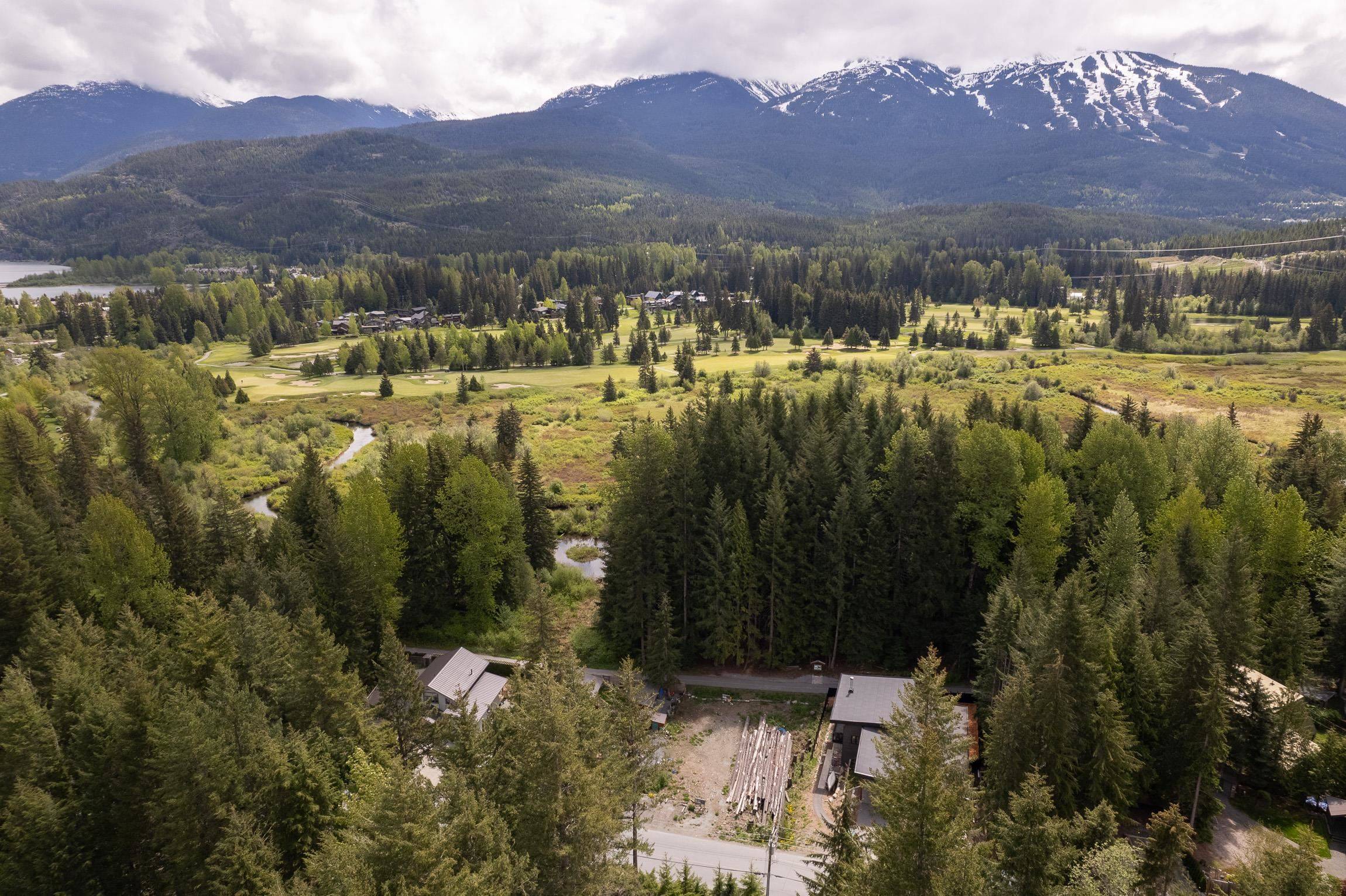 Whistler, BC V8E 0G1,8354 Rainbow DR