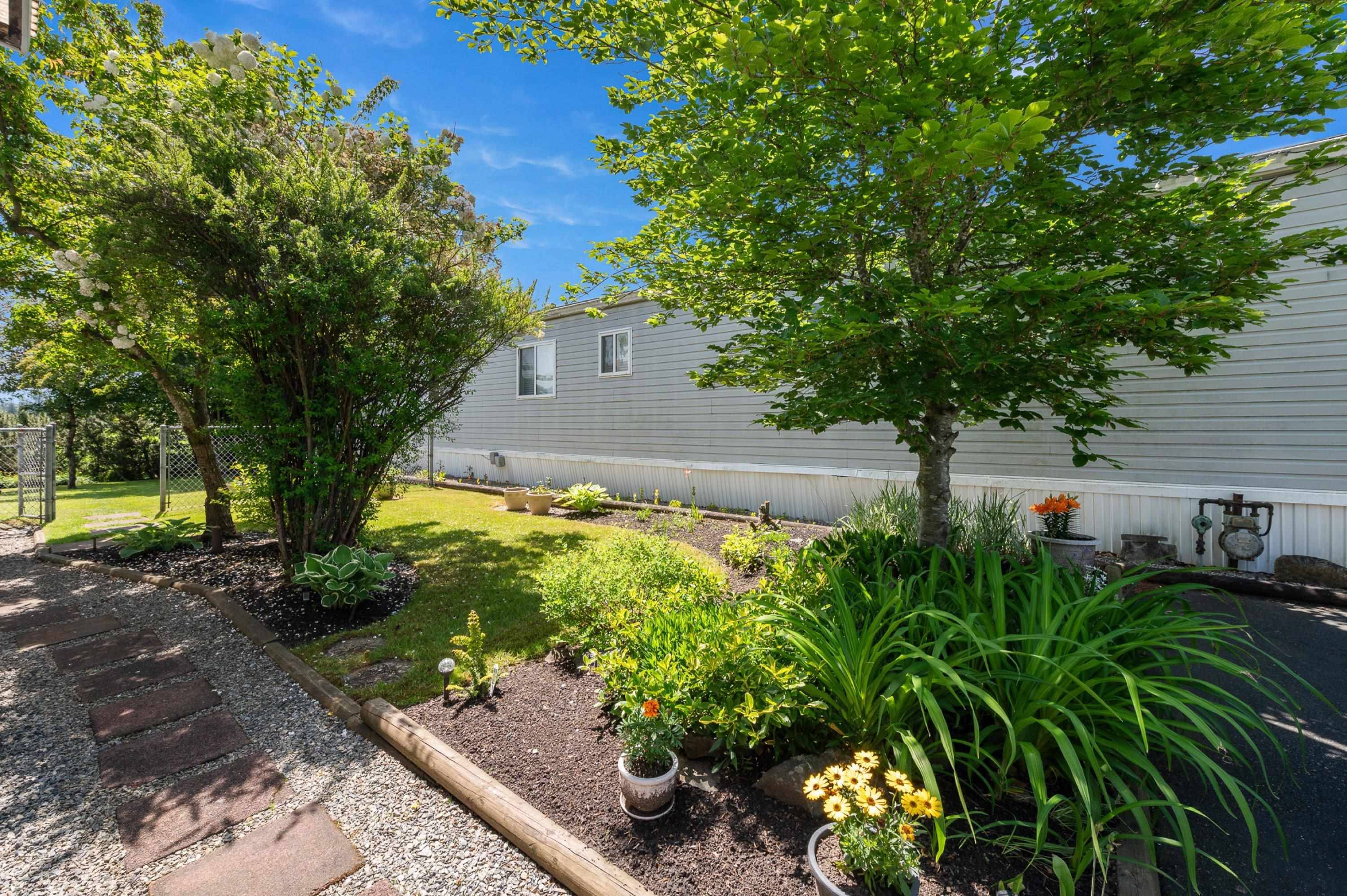 Mission, BC V0M 1G0,41168 Lougheed HWY #38