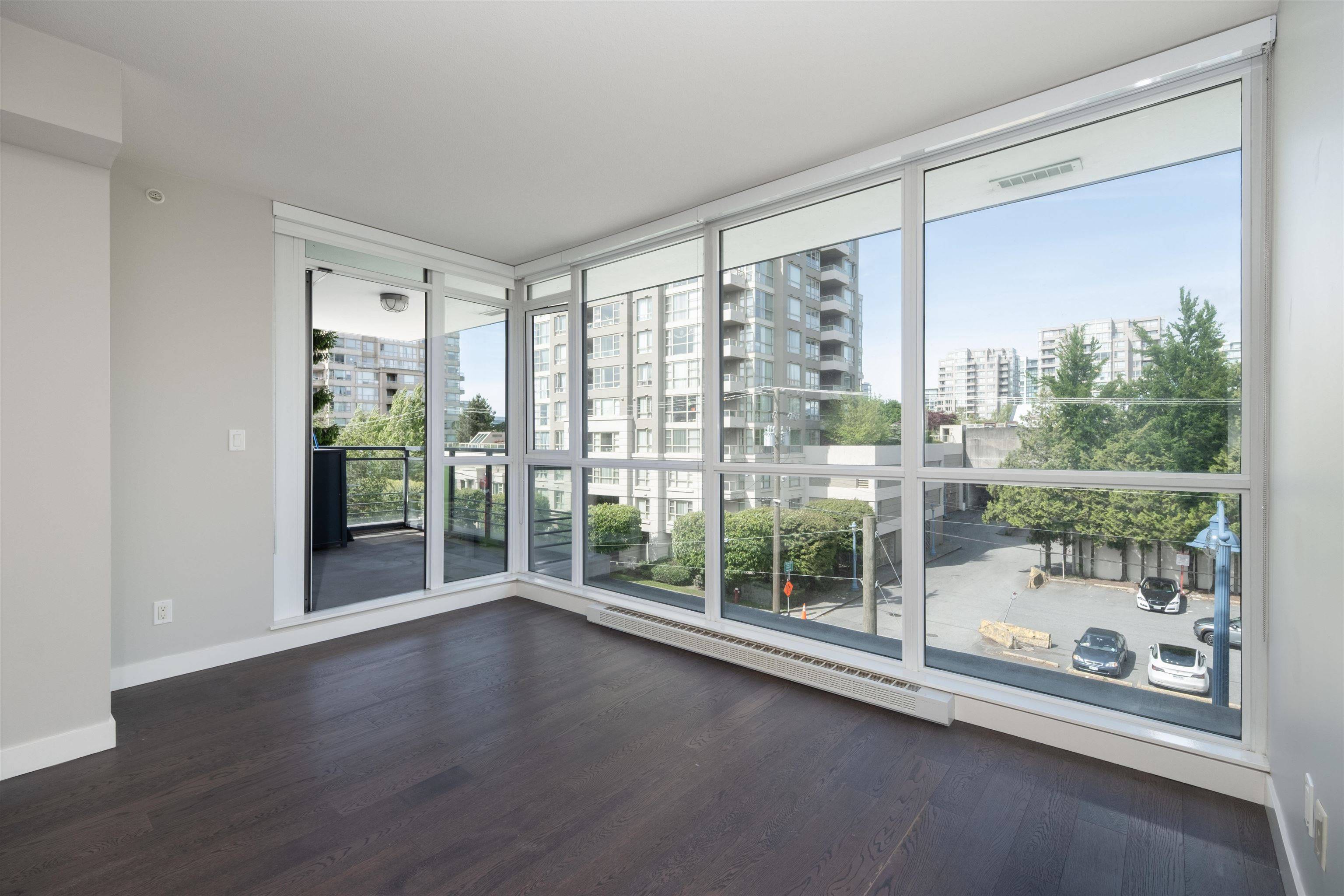 Richmond, BC V6Y 0H2,6180 Cooney RD #508