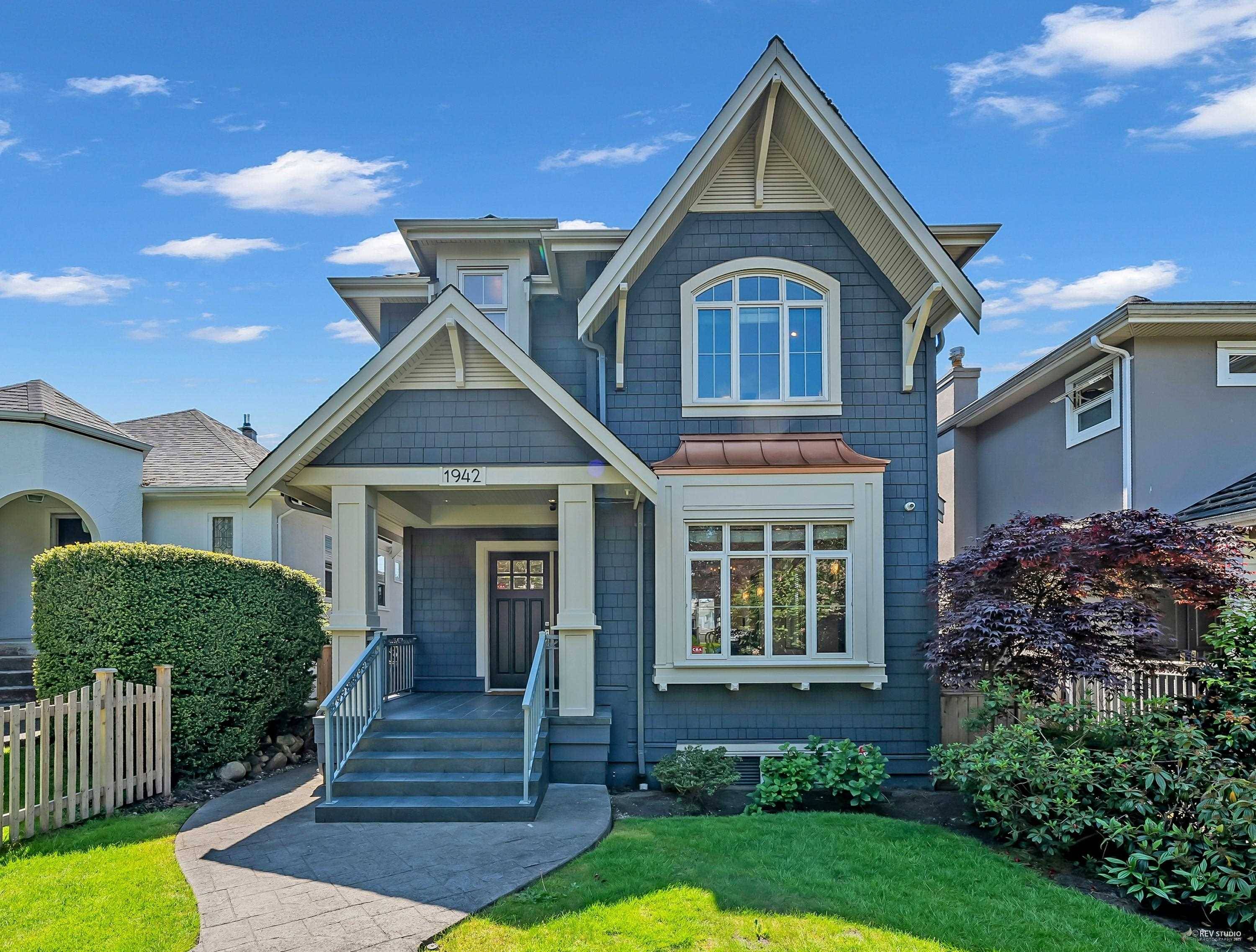 Vancouver, BC V6M 2B1,1942 W 42nd AVE