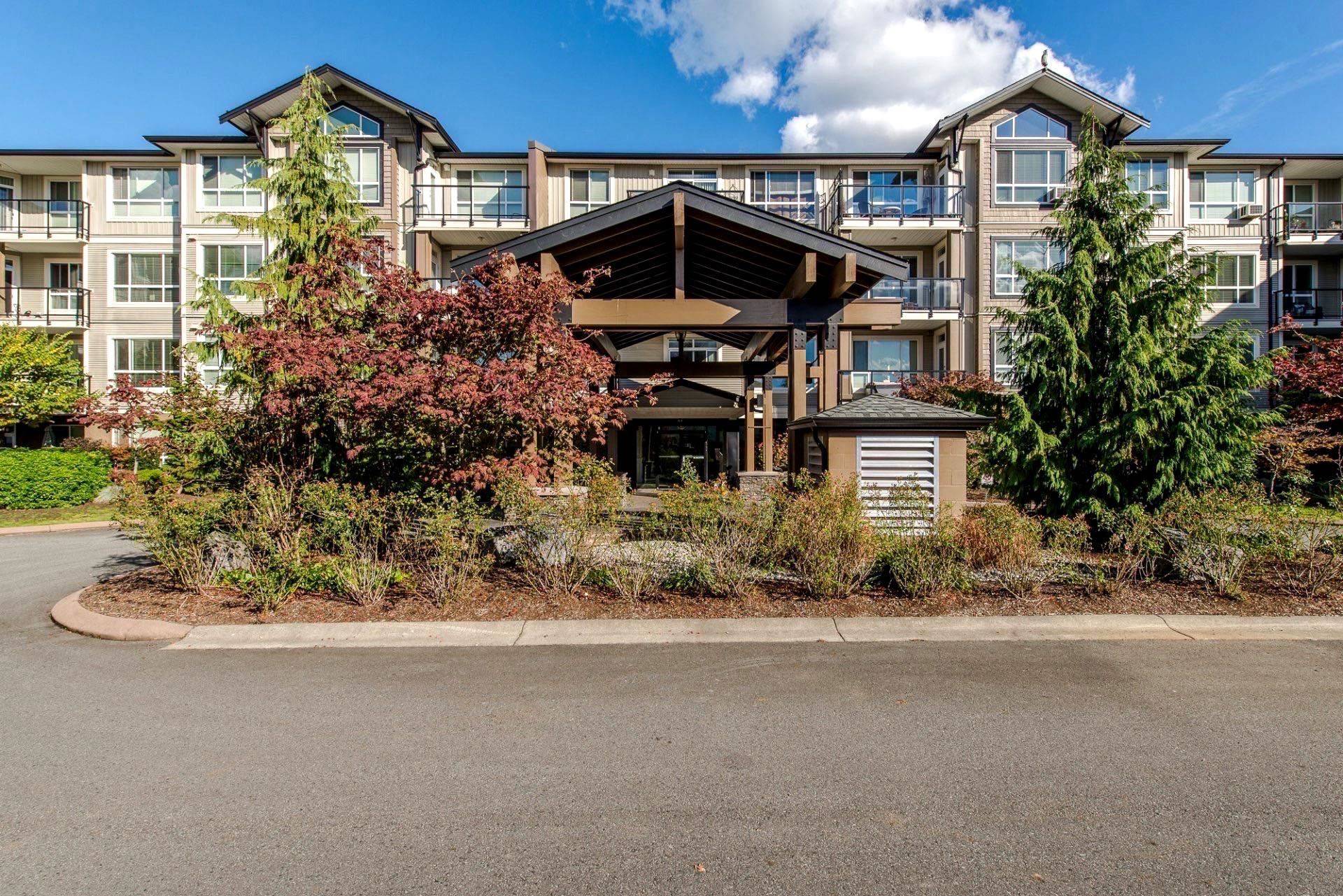 Abbotsford, BC V2T 0A6,32729 Garibaldi DR #202