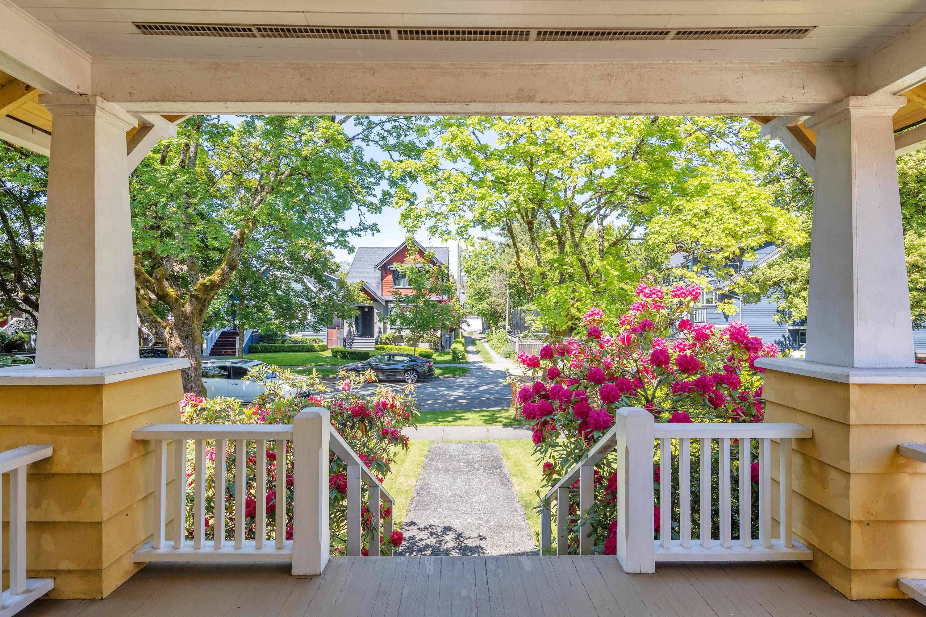 Vancouver, BC V6K 2M7,3136 W 11th AVE
