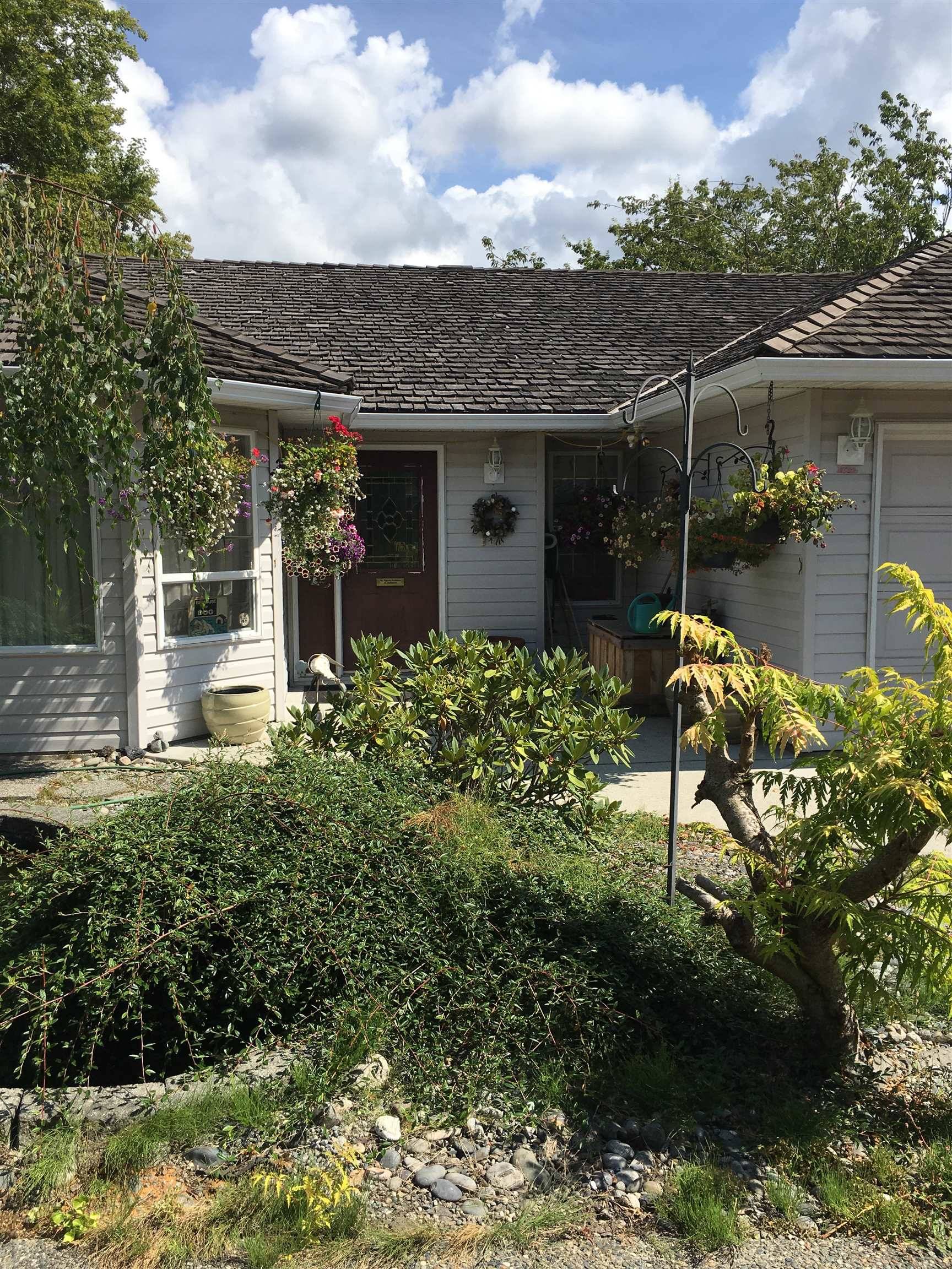 Surrey, BC V4A 4Z1,1187 King George BLVD