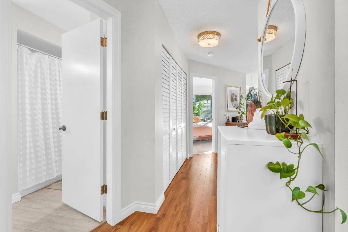 Vancouver, BC V5T 4M6,2222 Prince Edward ST #307